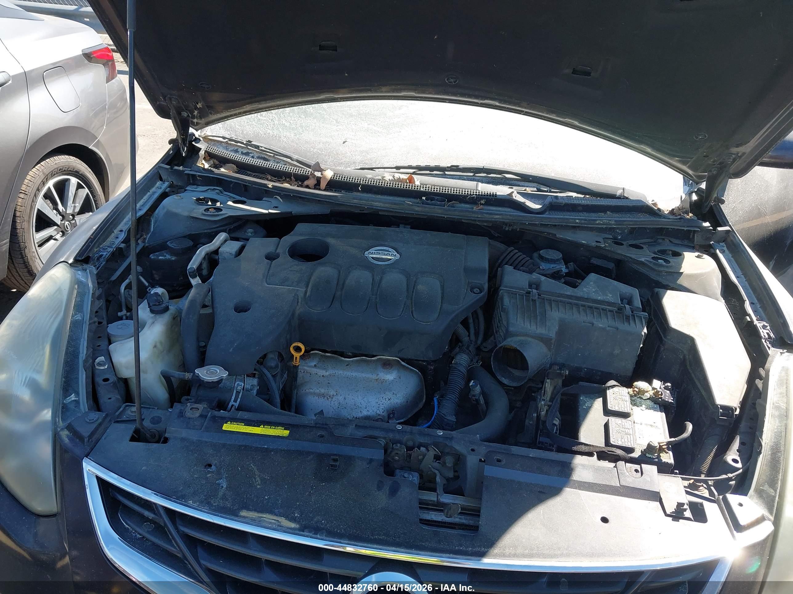 NISSAN ALTIMA image 10