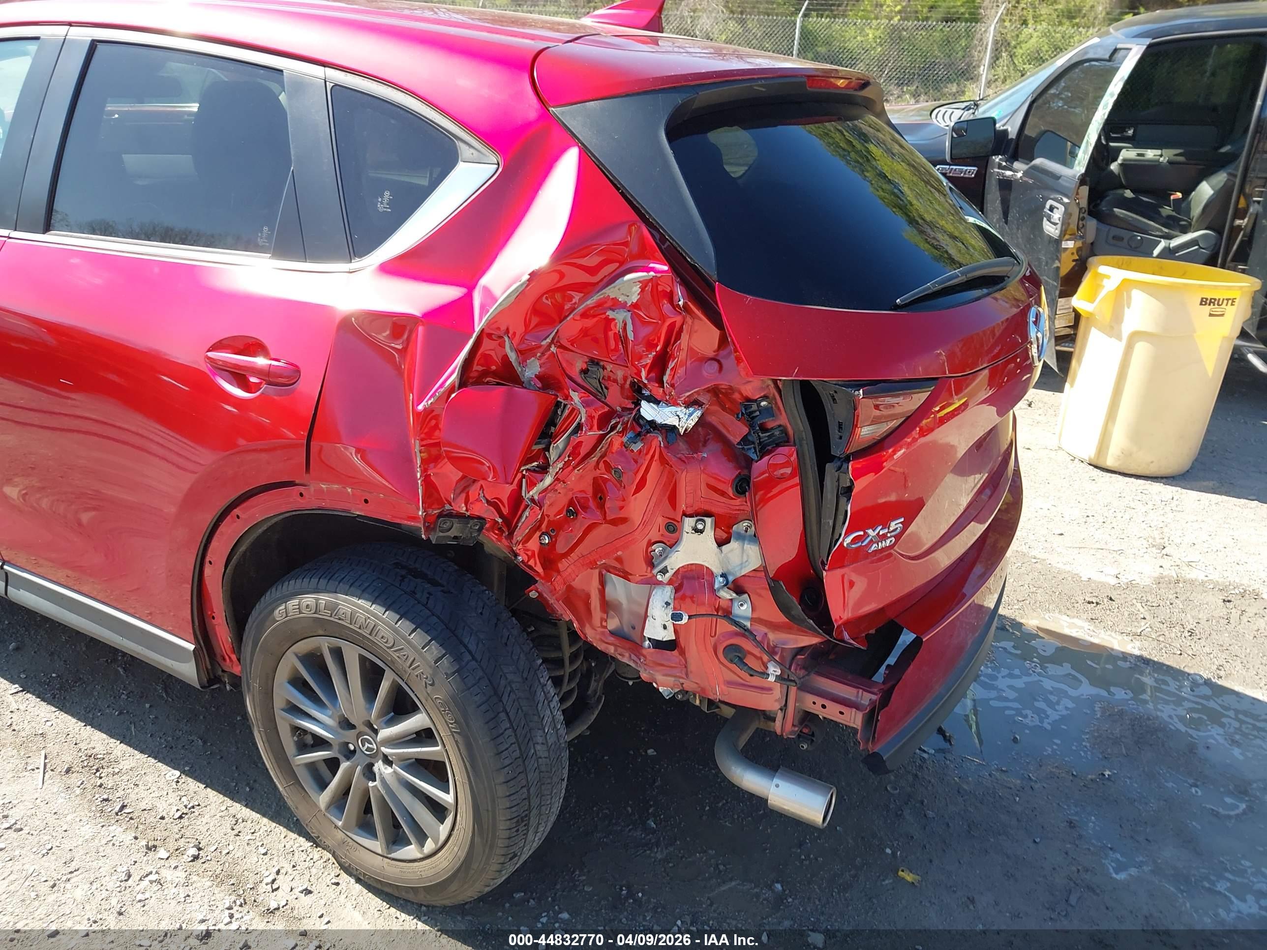 MAZDA CX-5 image 6