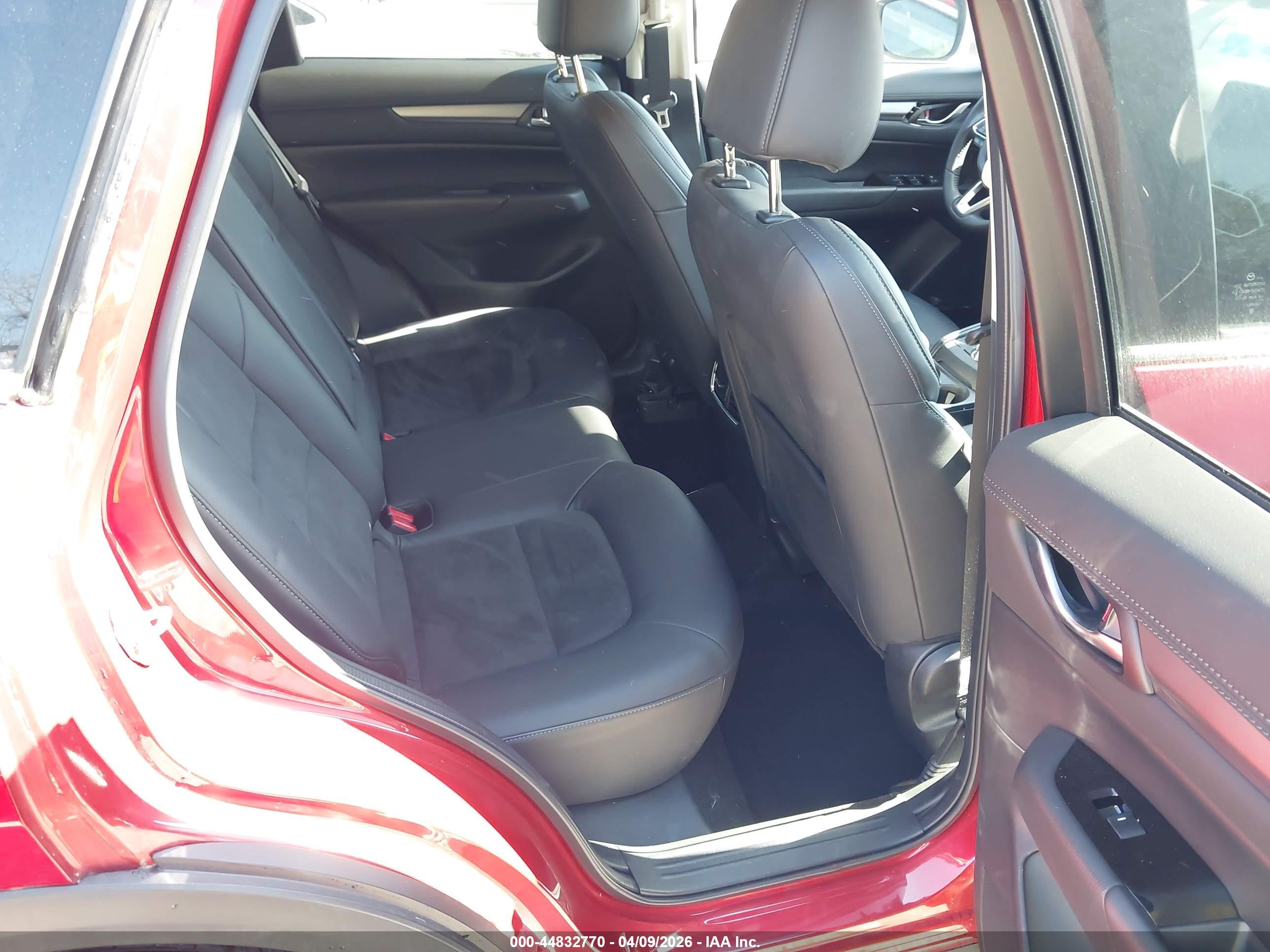 MAZDA CX-5 image 8