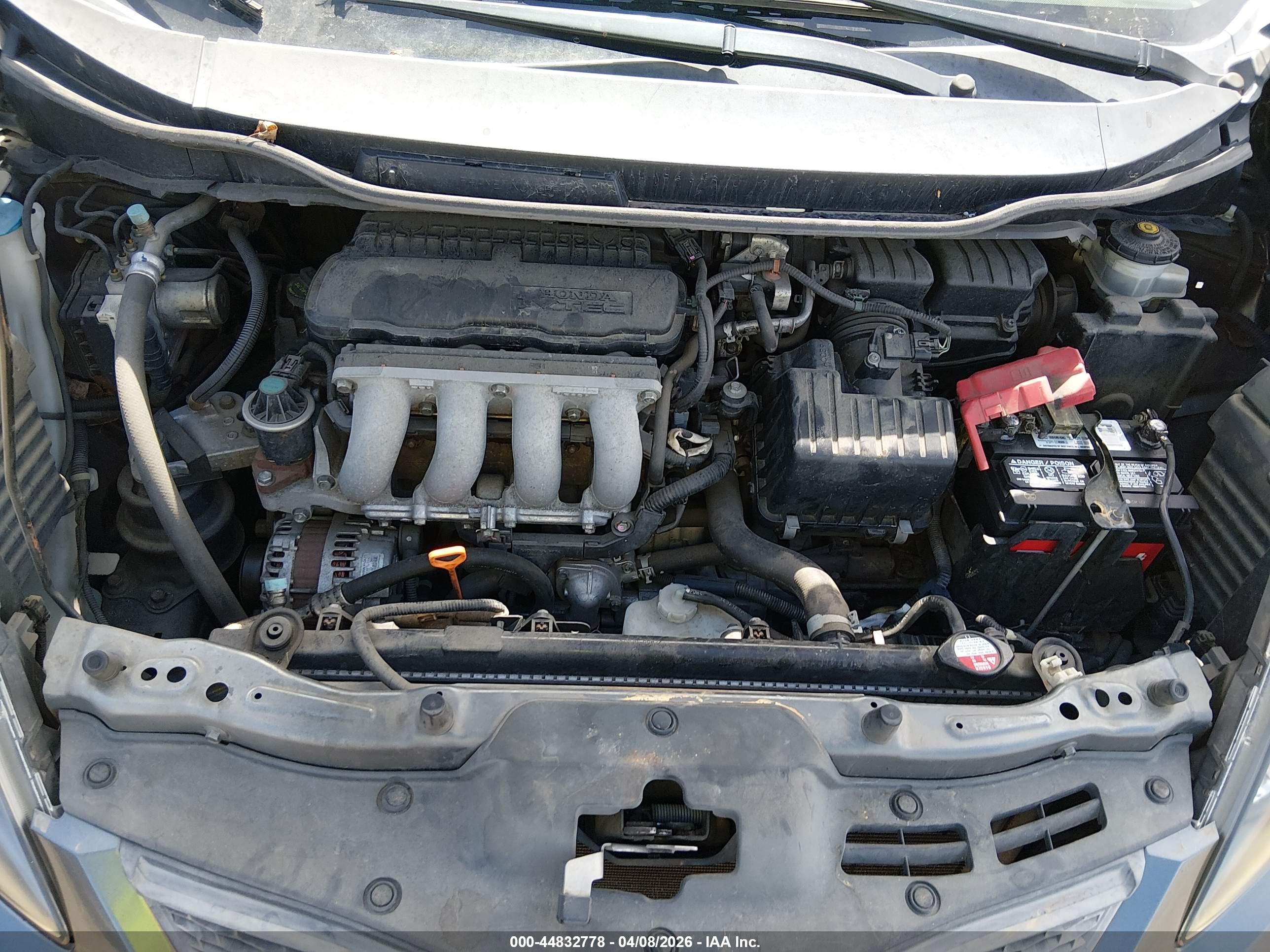 HONDA FIT image 6