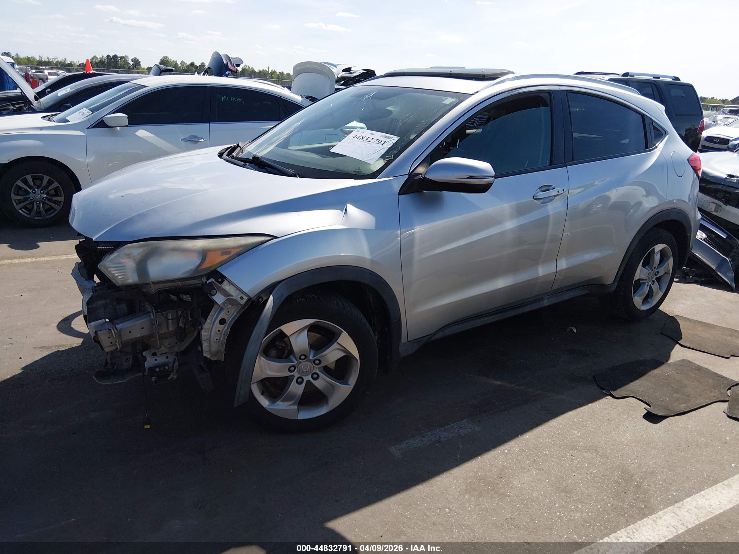 HONDA HR-V image 2