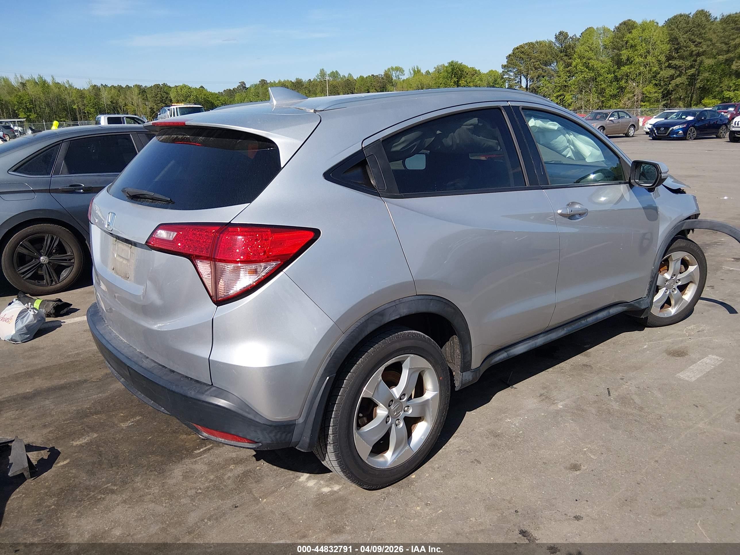 HONDA HR-V image 4