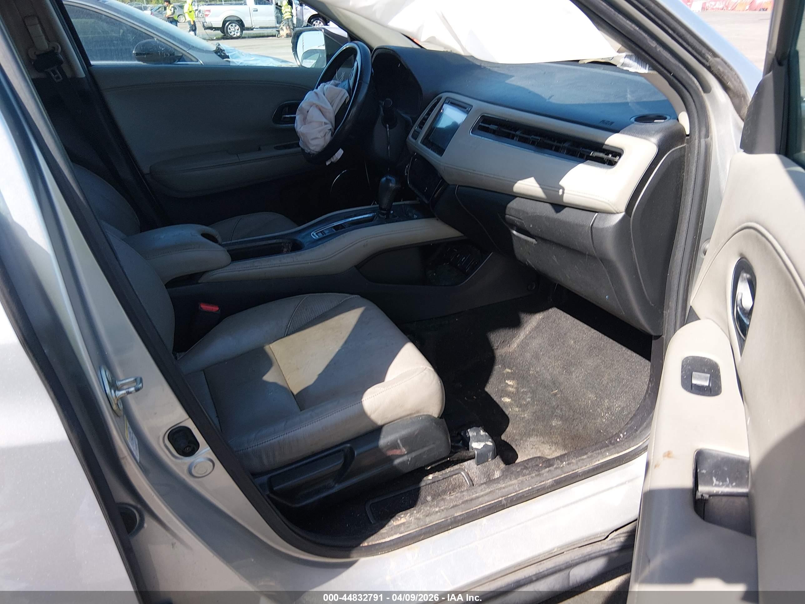 HONDA HR-V image 5