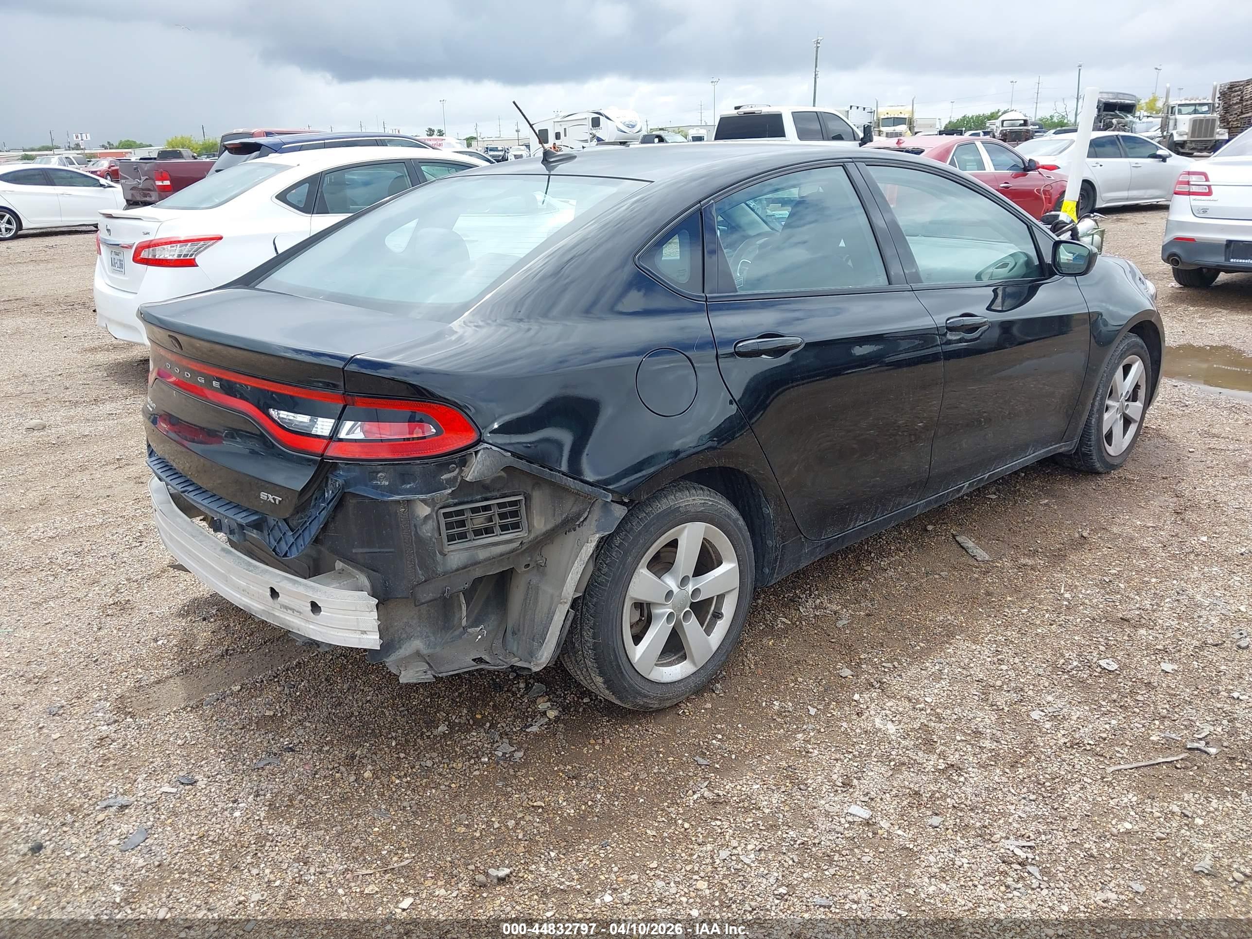 DODGE DART image 4