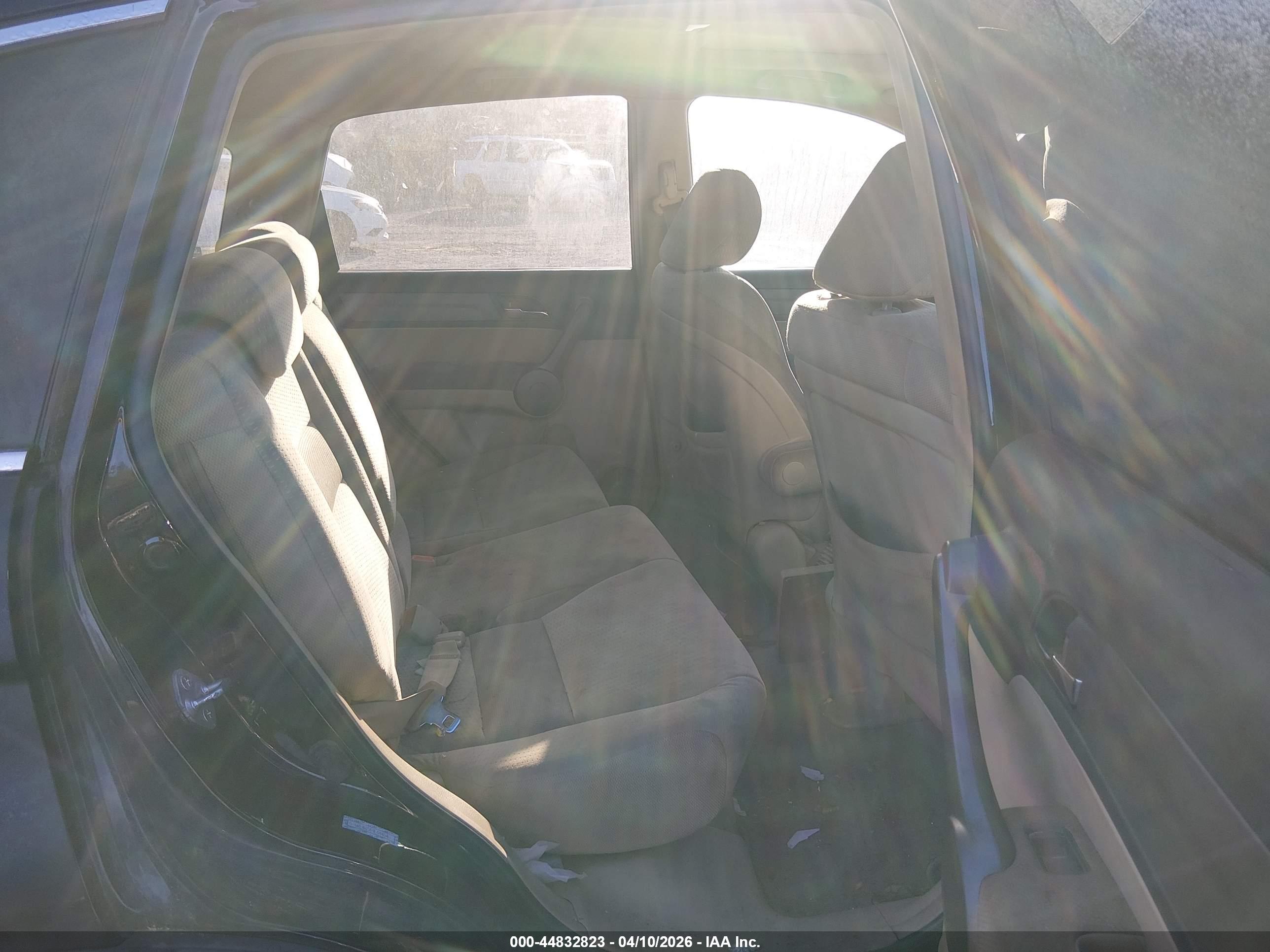 HONDA CR-V image 8