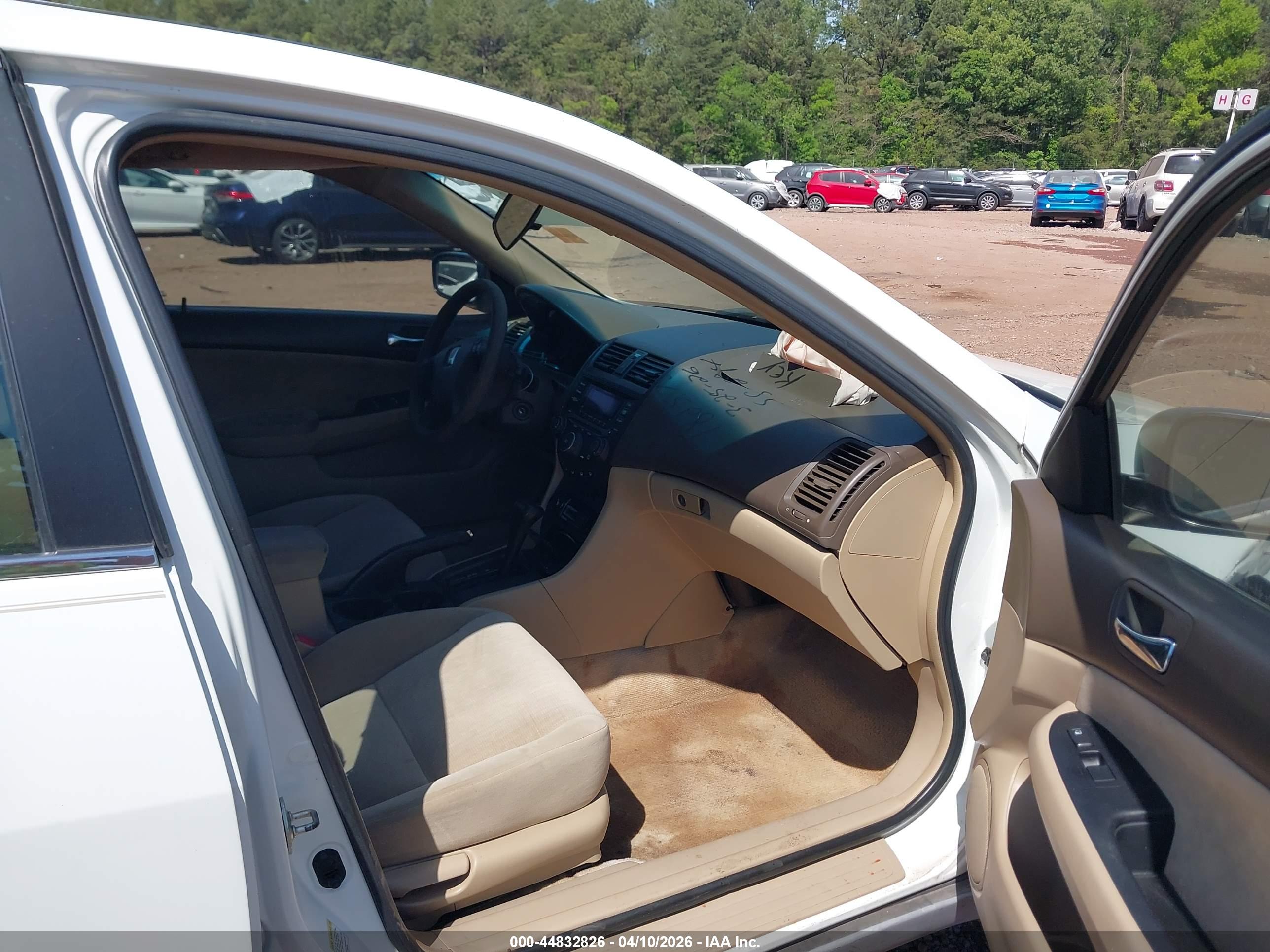 HONDA ACCORD image 5