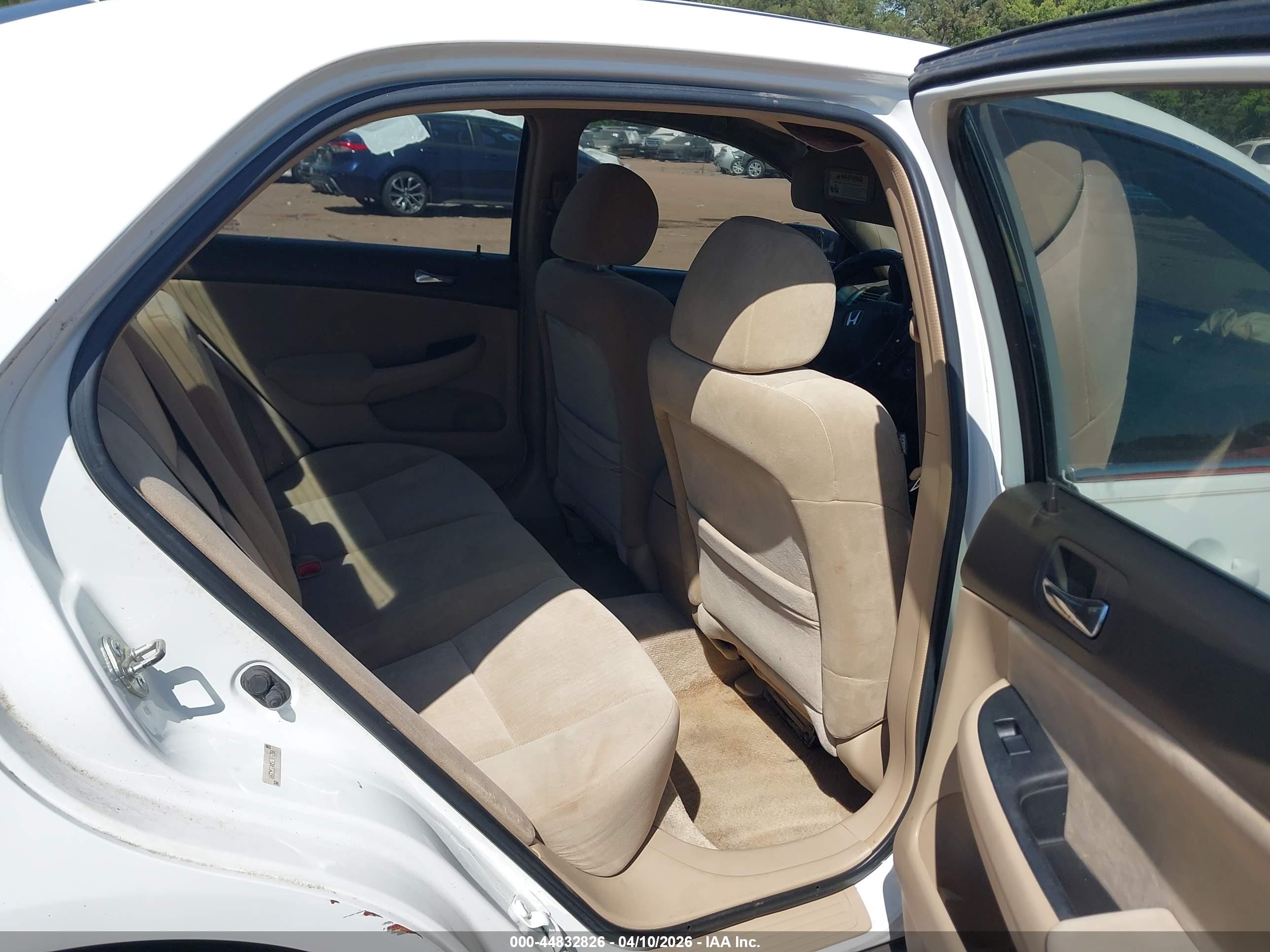 HONDA ACCORD image 8