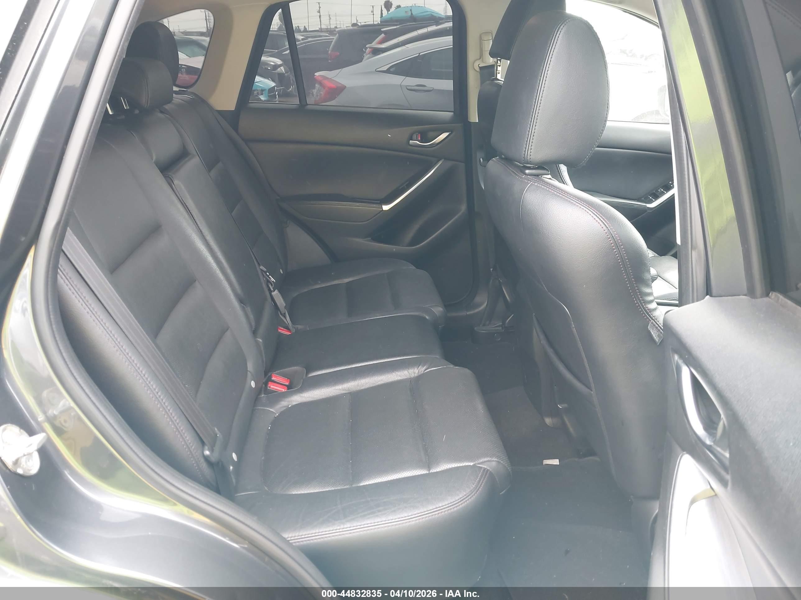 MAZDA CX-5 image 8