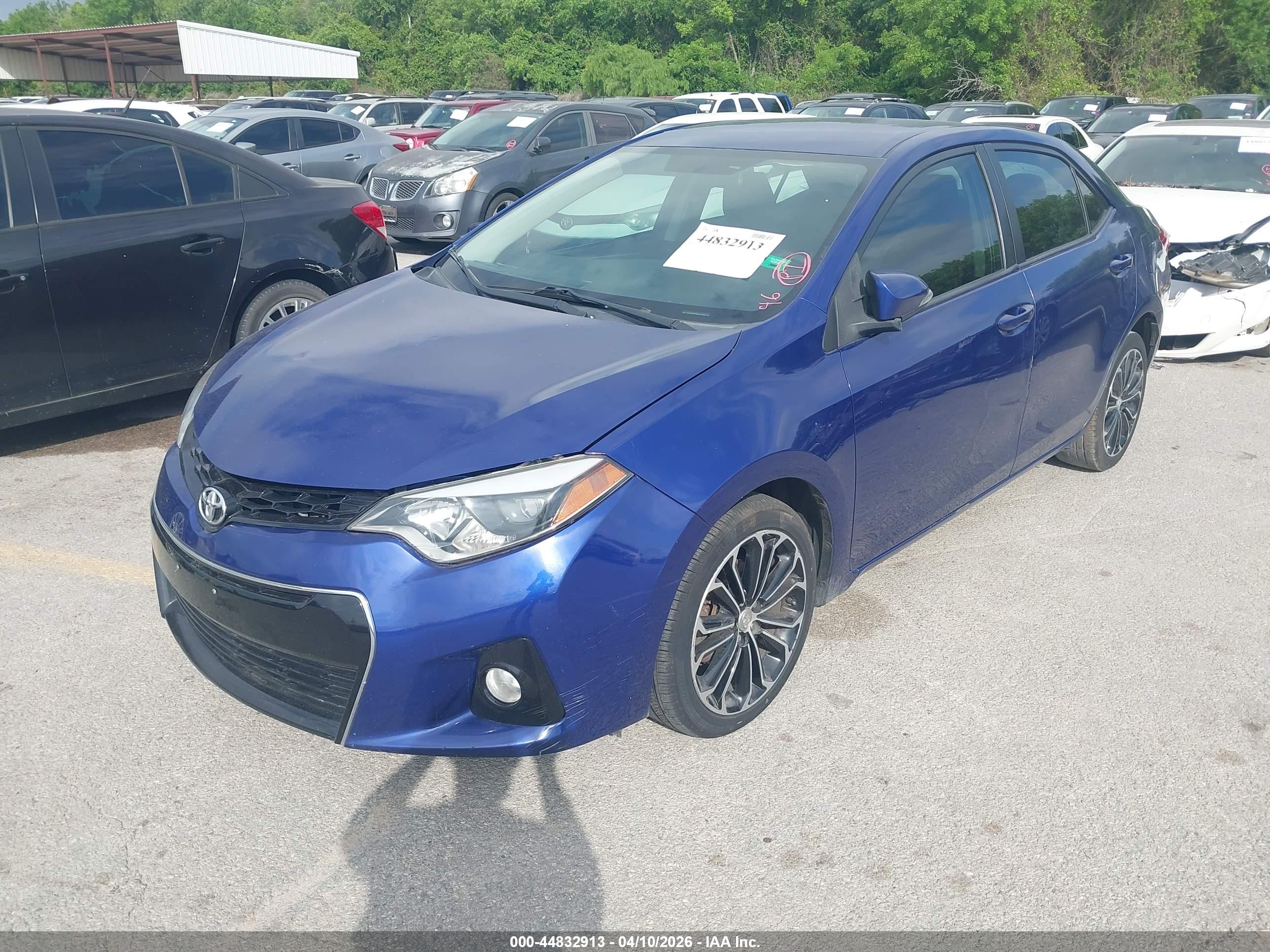 TOYOTA COROLLA image 2