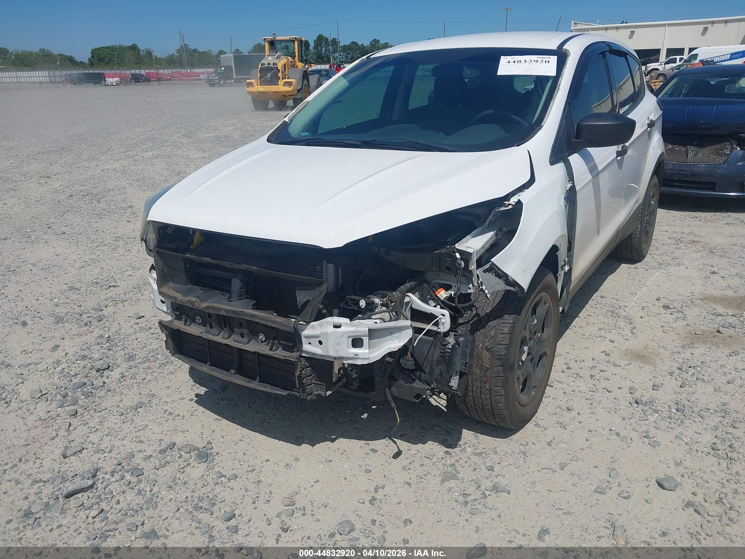 FORD ESCAPE image 6