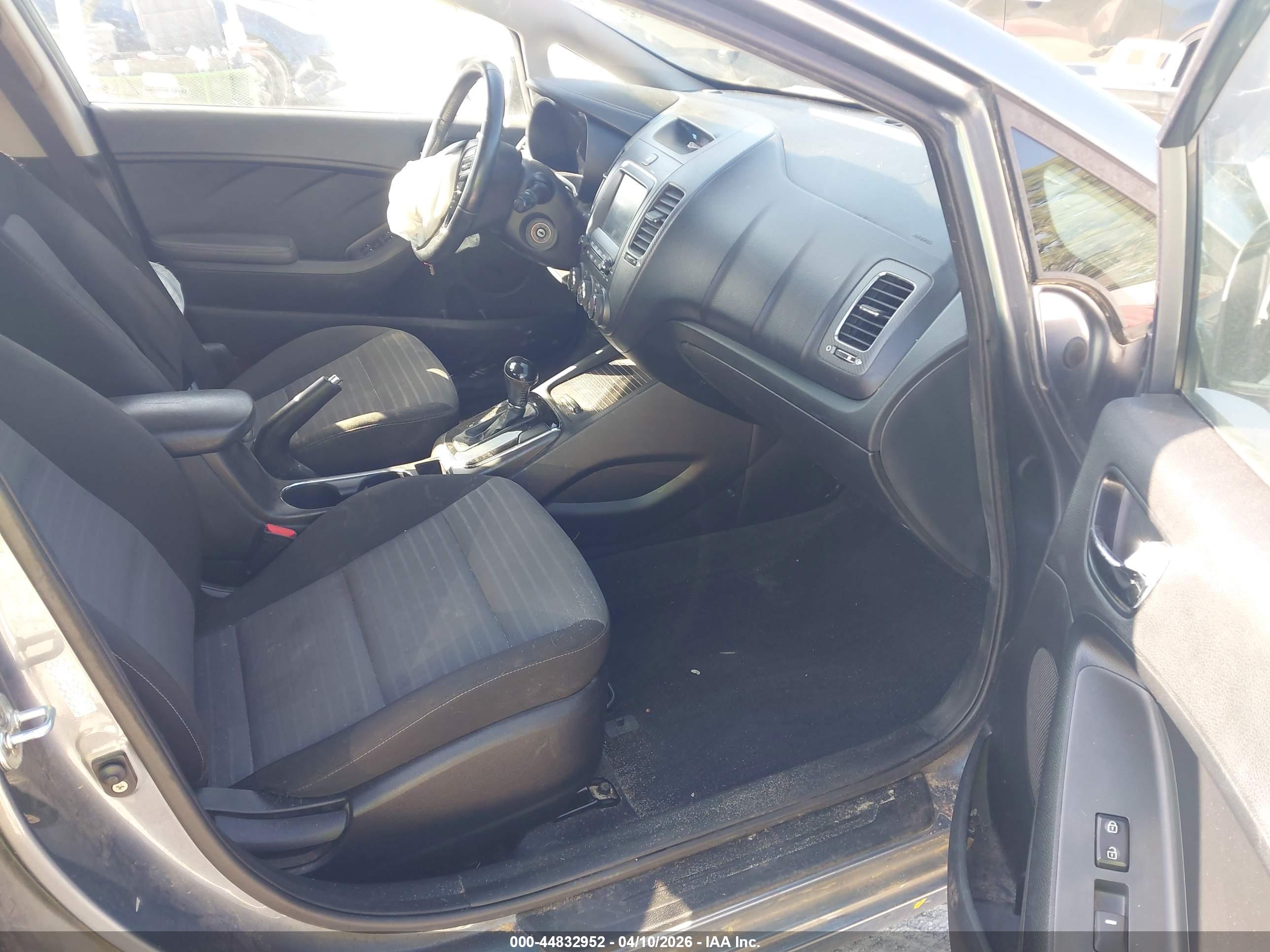 KIA FORTE image 5
