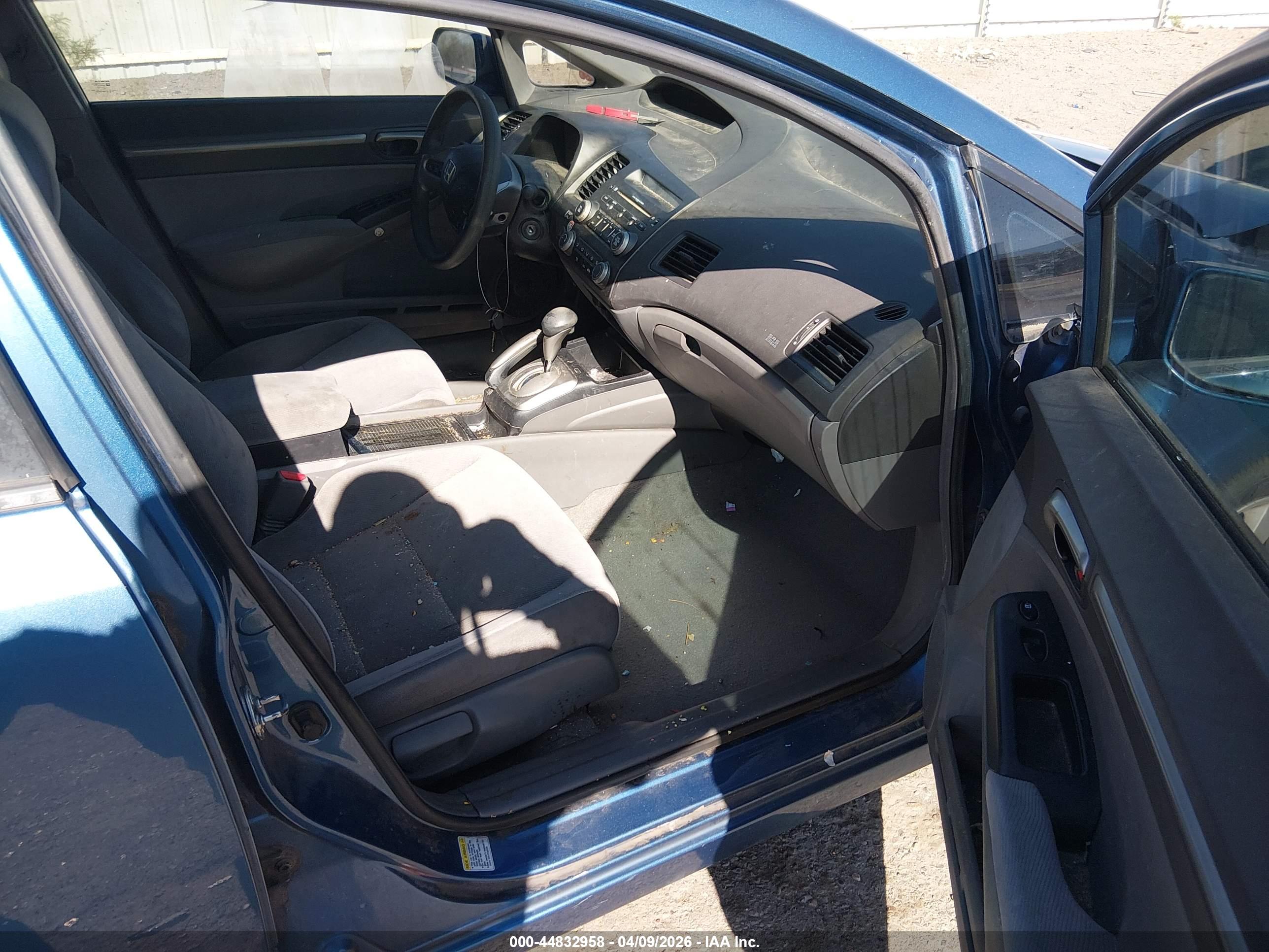 HONDA CIVIC image 5