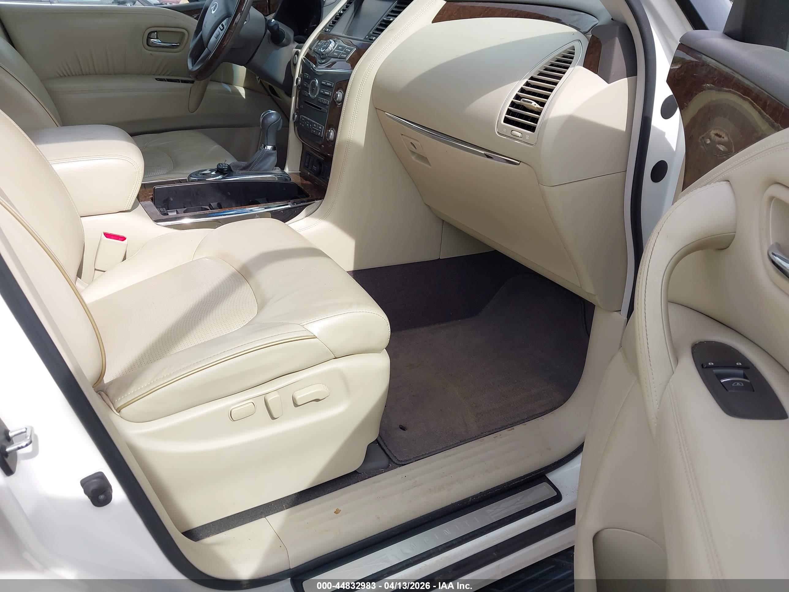 INFINITI QX80 image 5