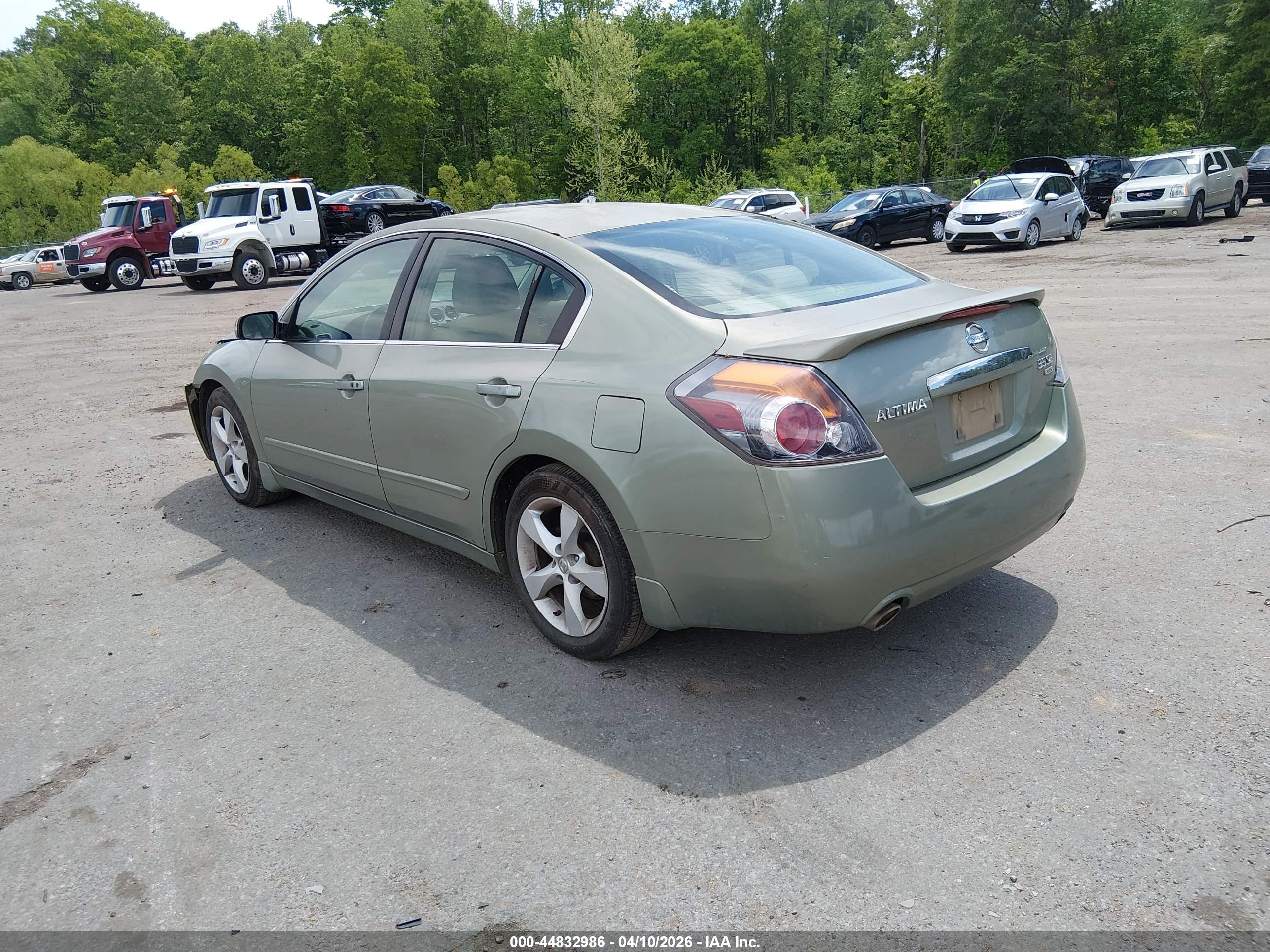 NISSAN ALTIMA image 3