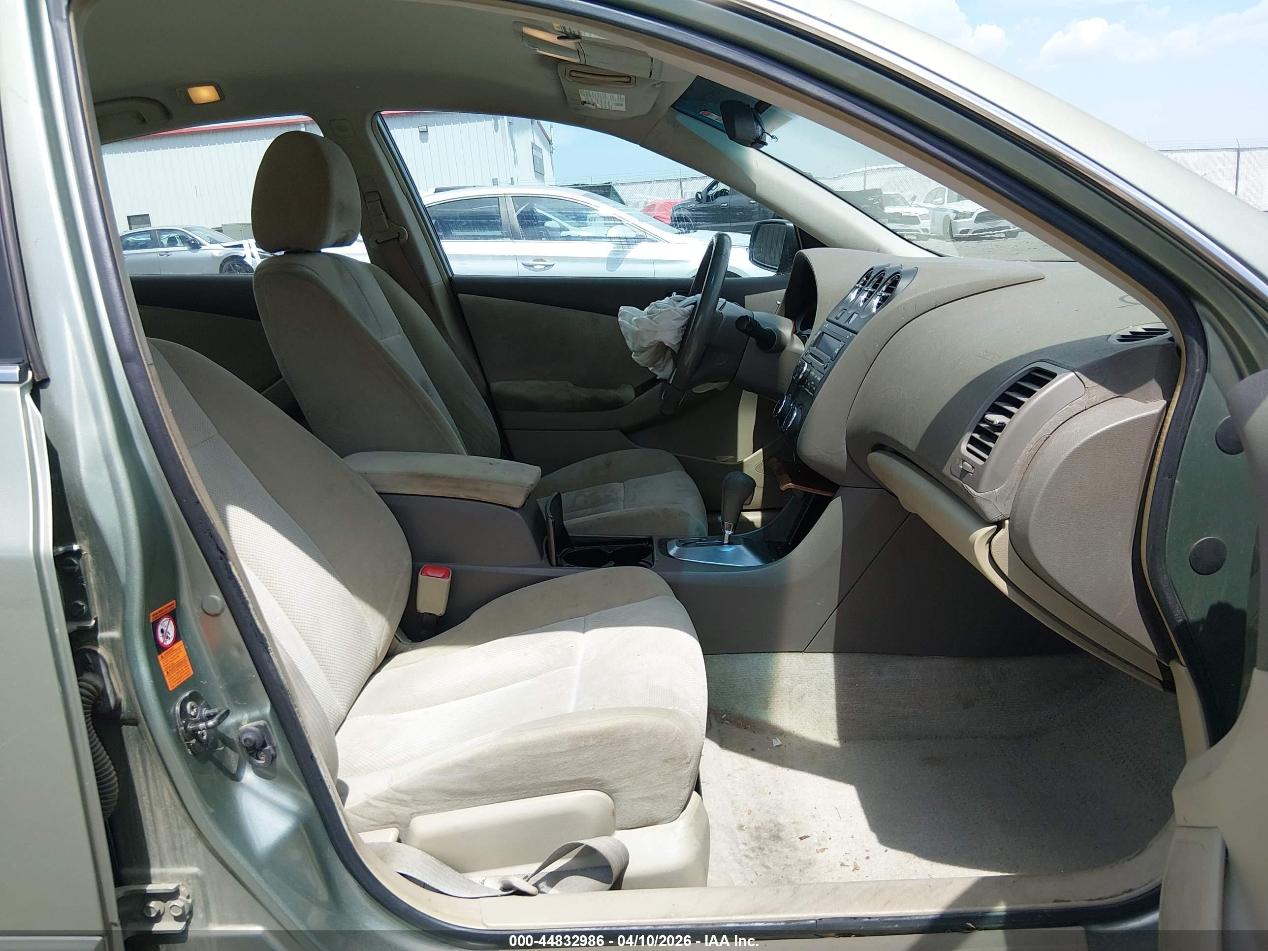 NISSAN ALTIMA image 5