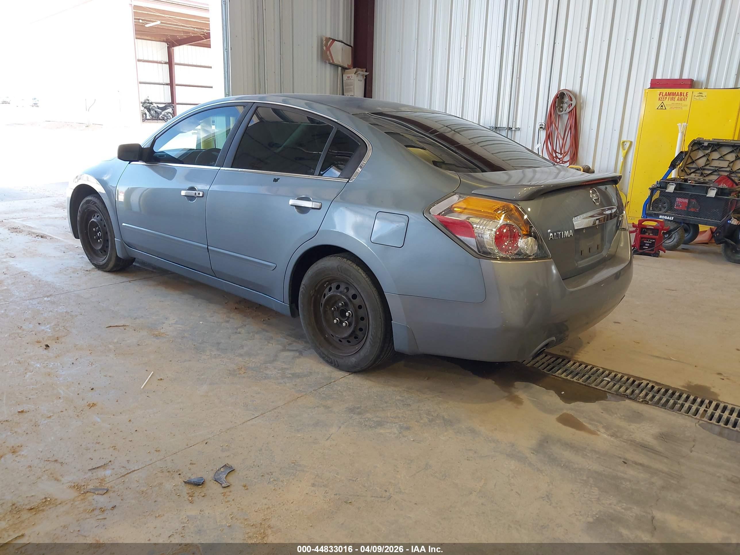 NISSAN ALTIMA image 3