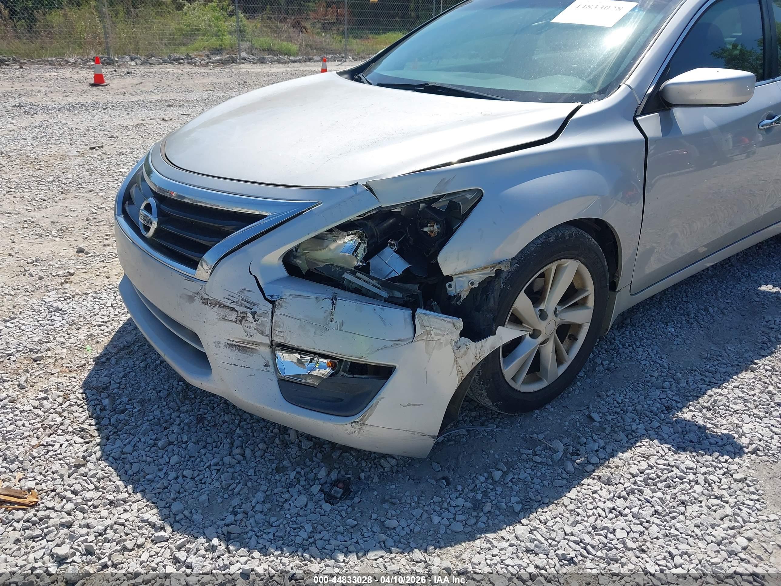 NISSAN ALTIMA image 6