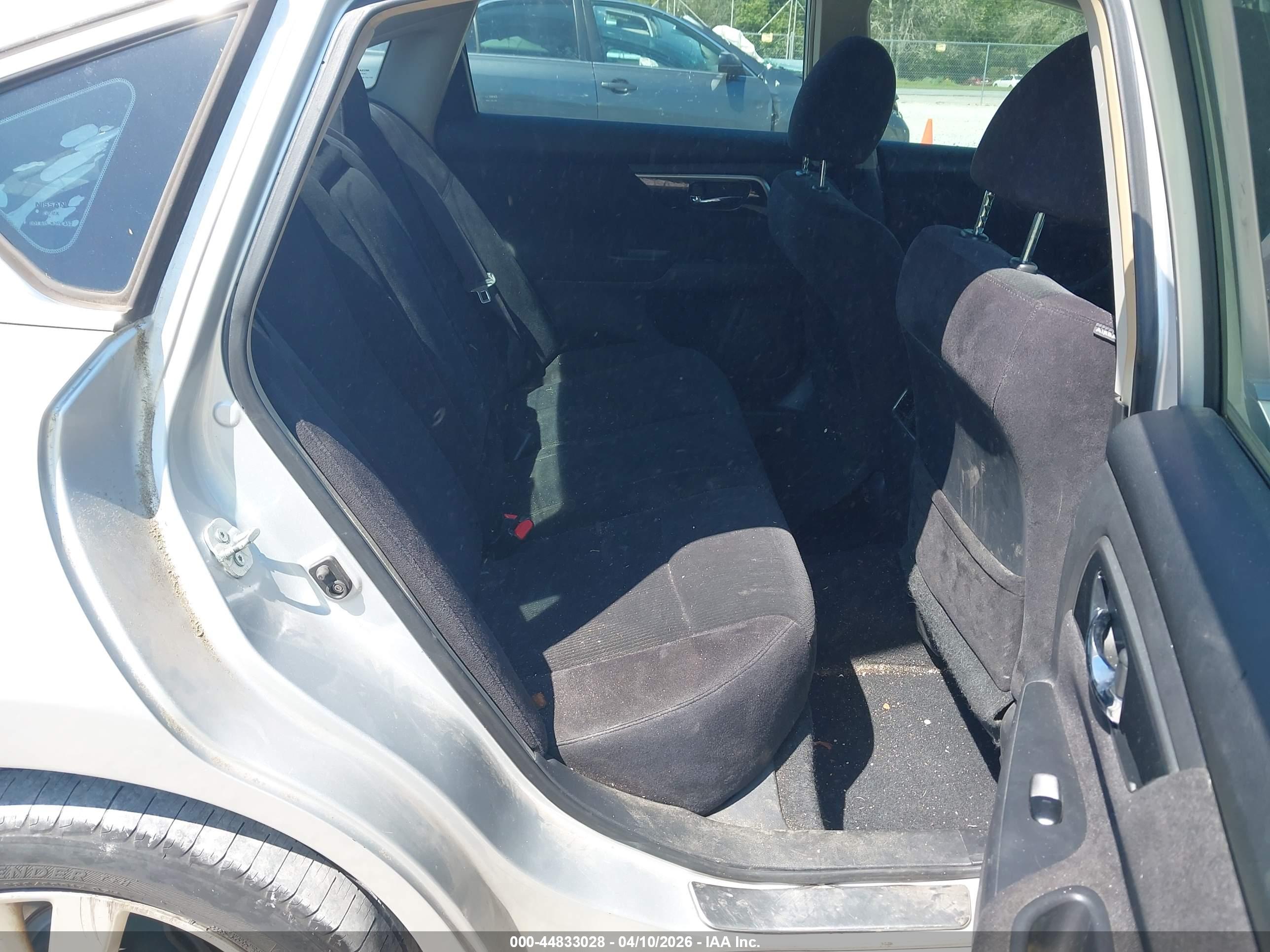 NISSAN ALTIMA image 8