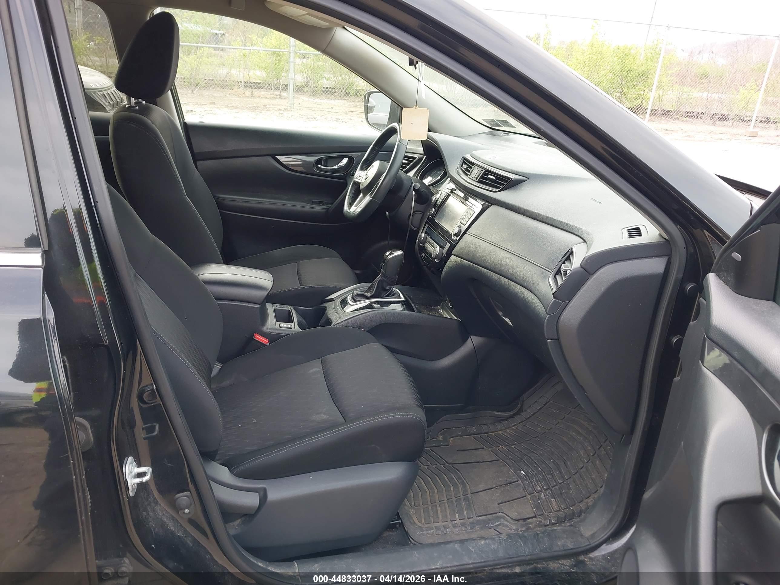 NISSAN ROGUE image 5