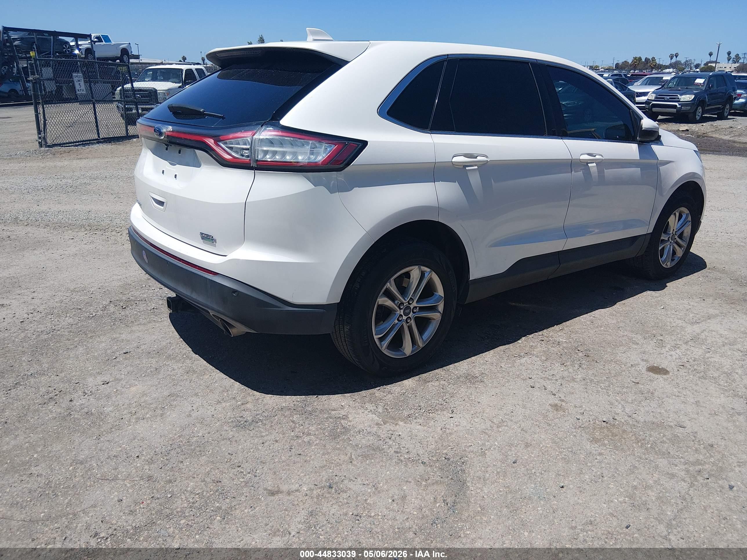 FORD EDGE image 4
