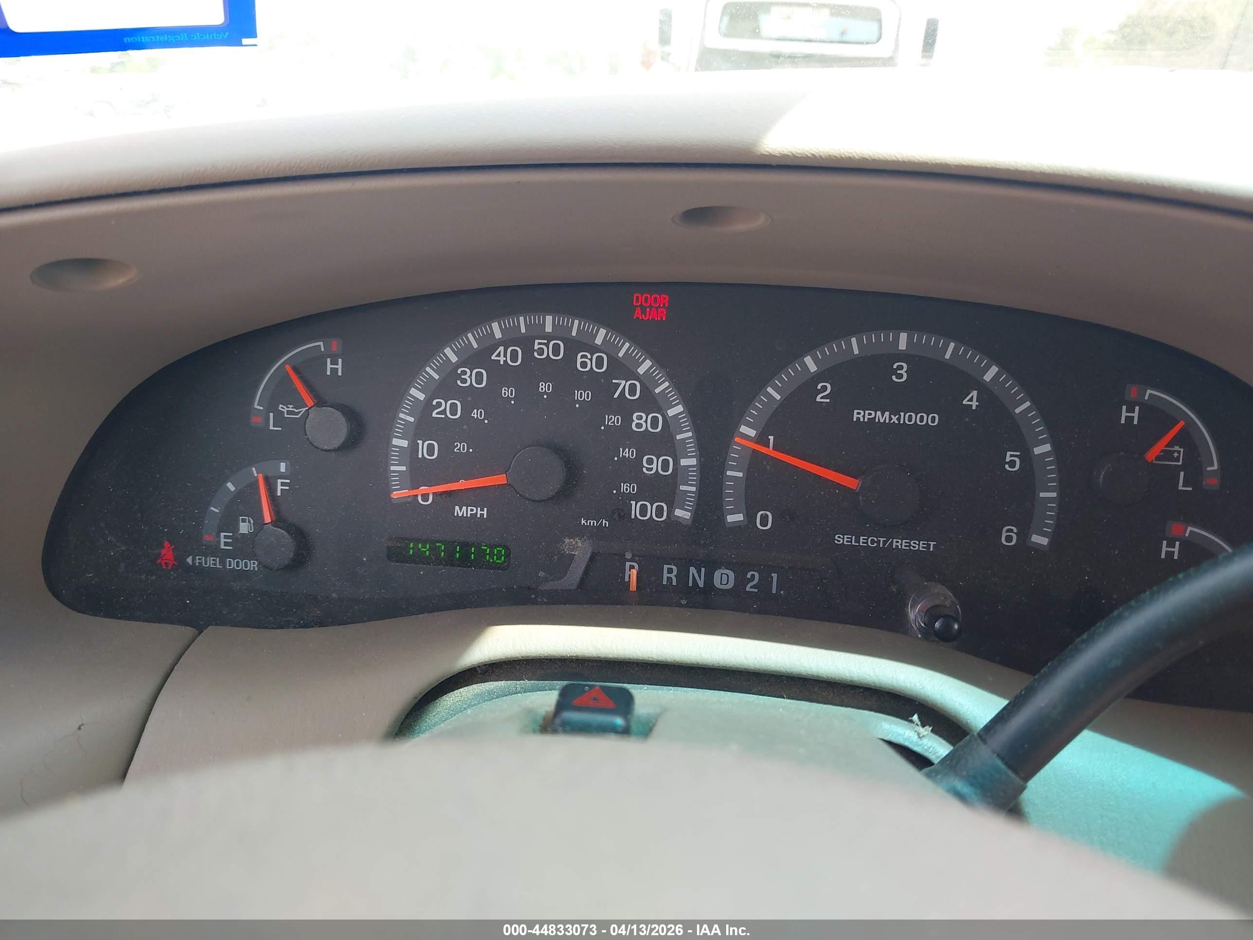 FORD EXPEDITION image 7
