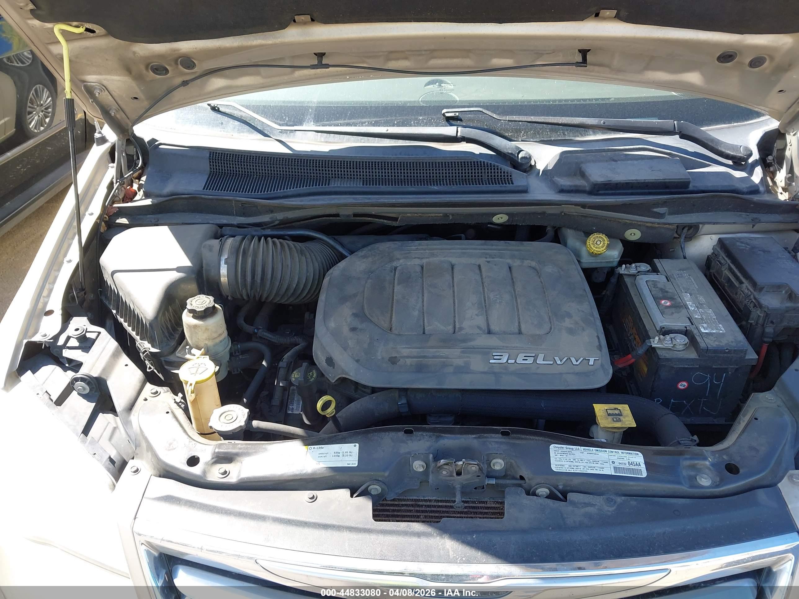 CHRYSLER TOWN image 10