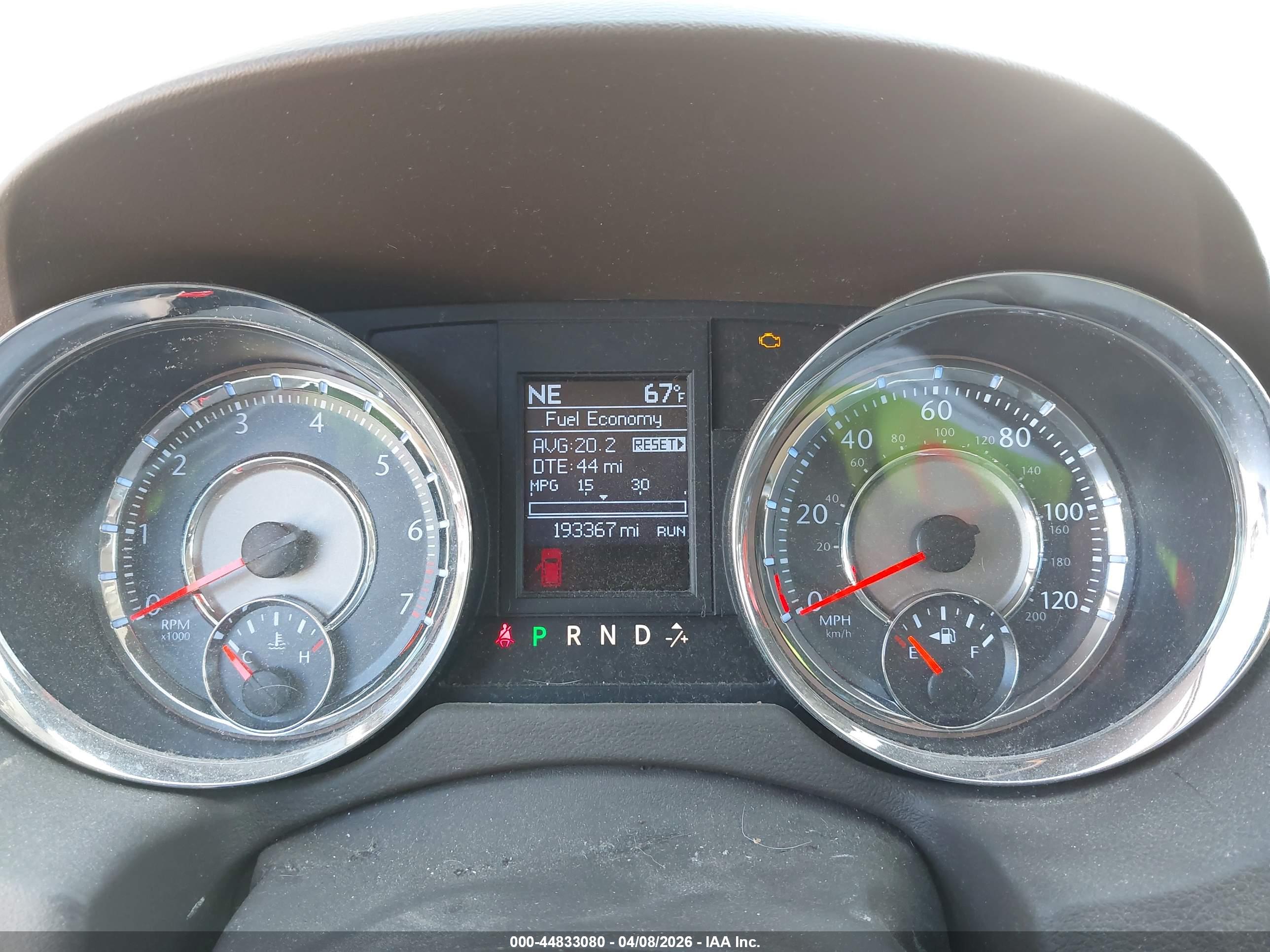 CHRYSLER TOWN image 7