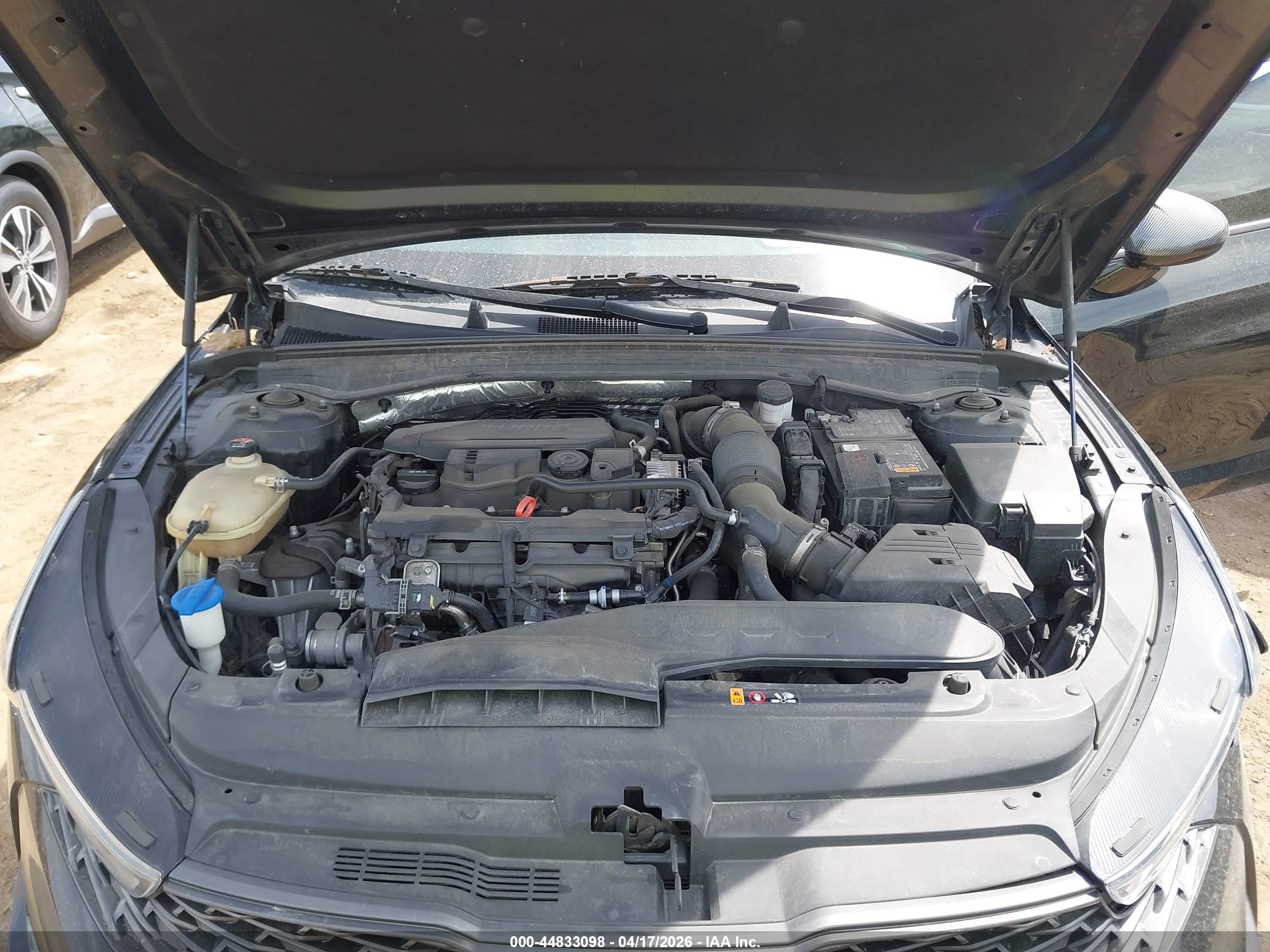 KIA K5 image 10