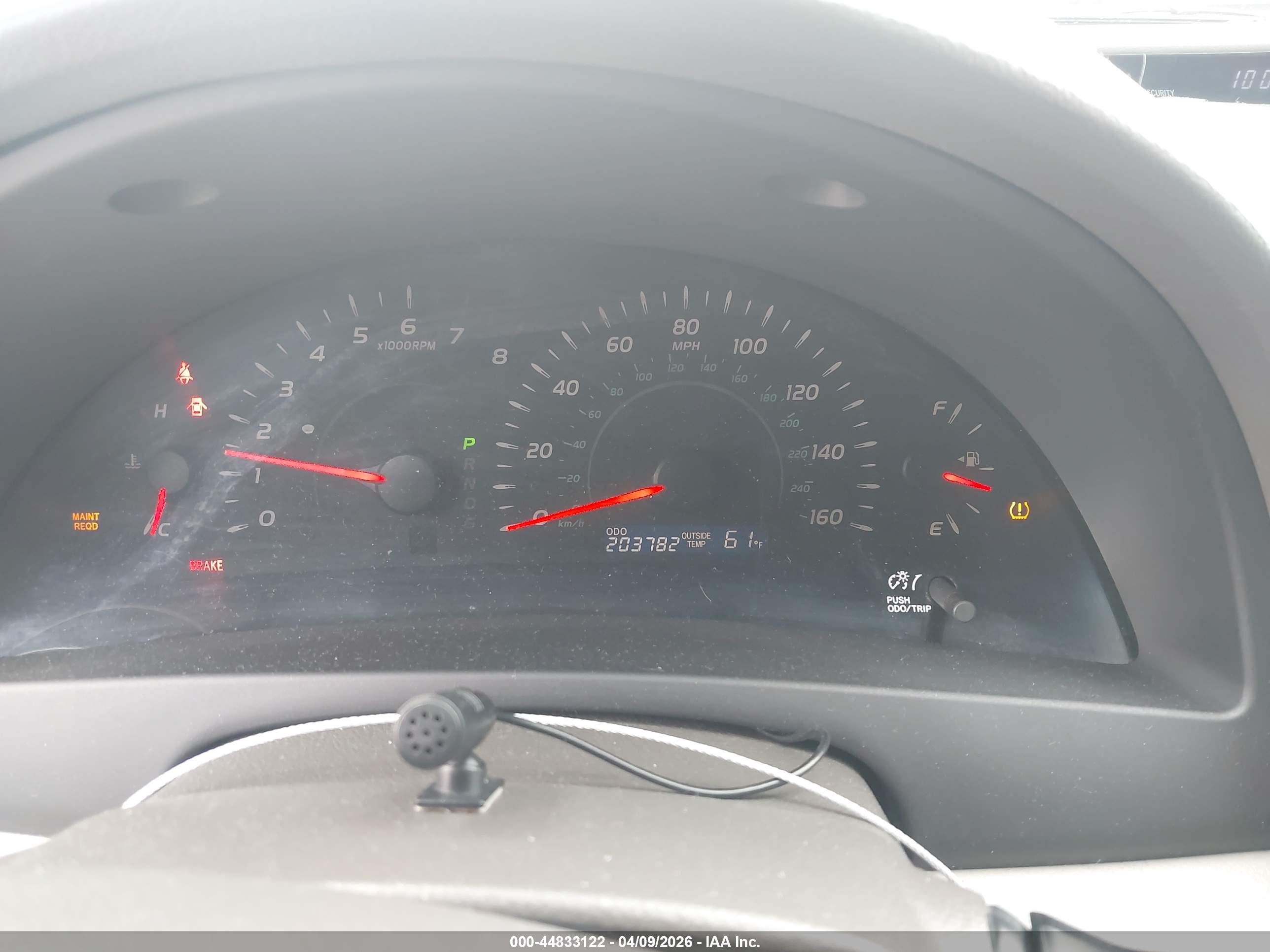 TOYOTA CAMRY image 7