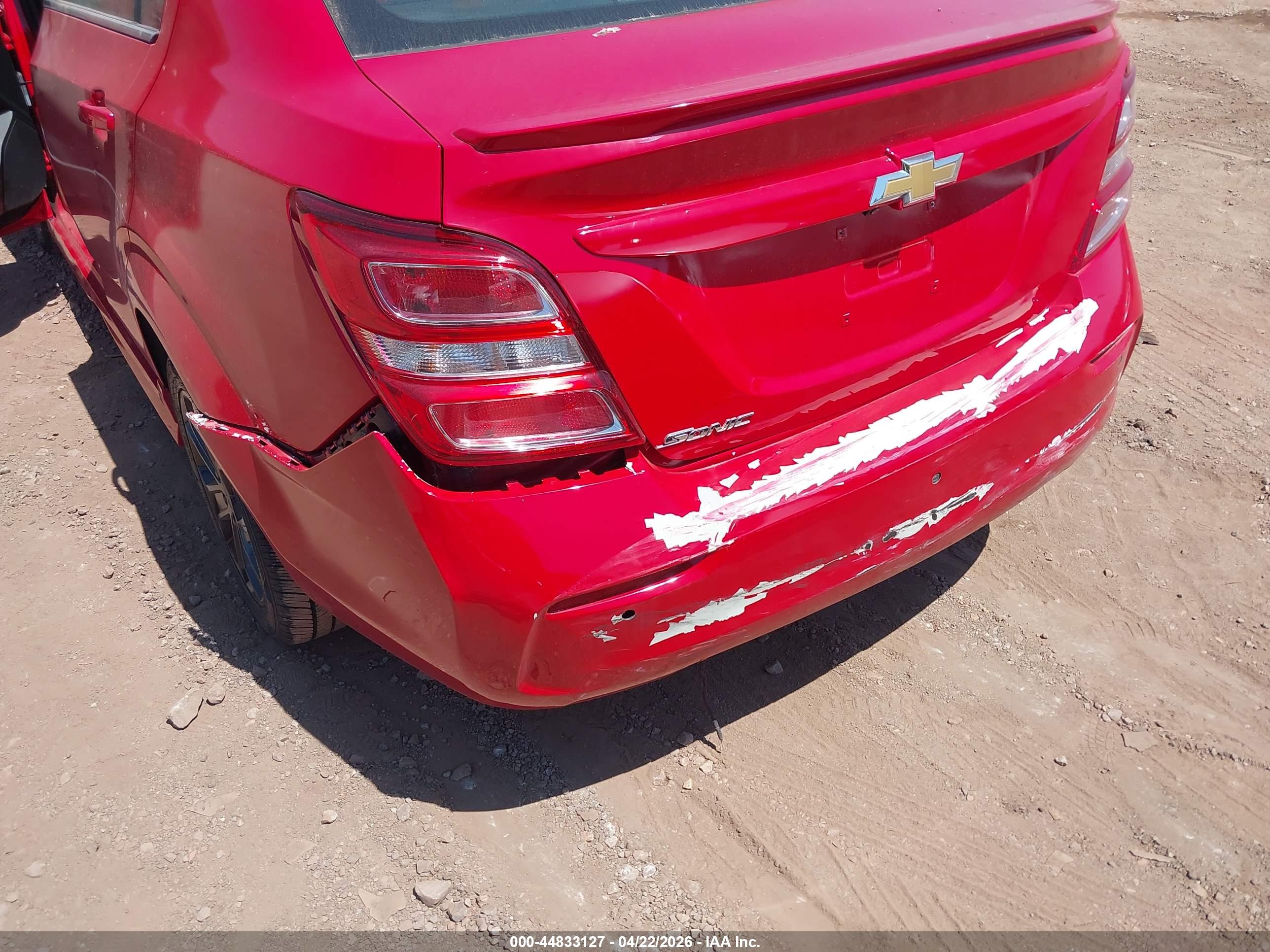 CHEVROLET SONIC image 6