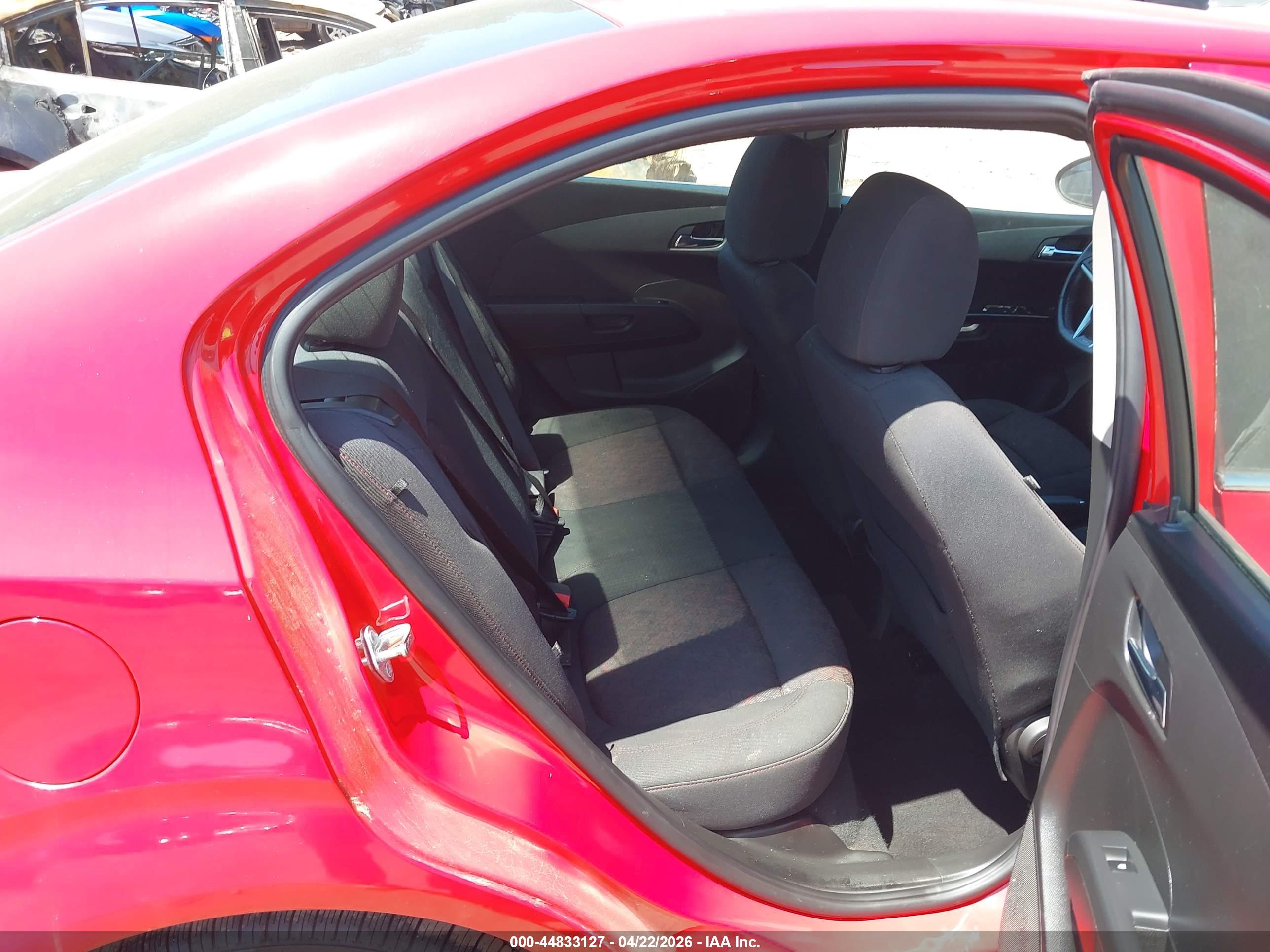 CHEVROLET SONIC image 8