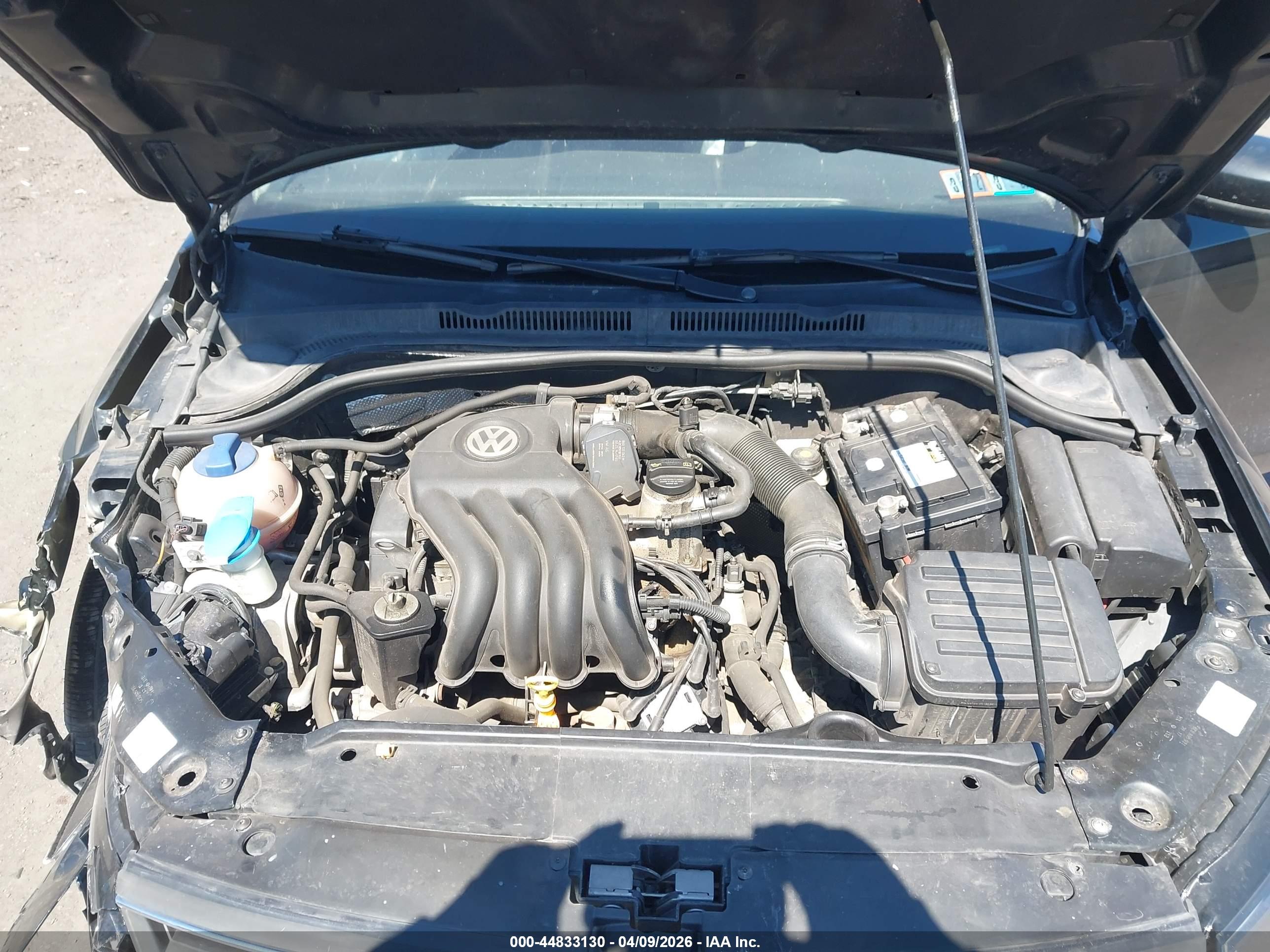 VOLKSWAGEN JETTA image 10
