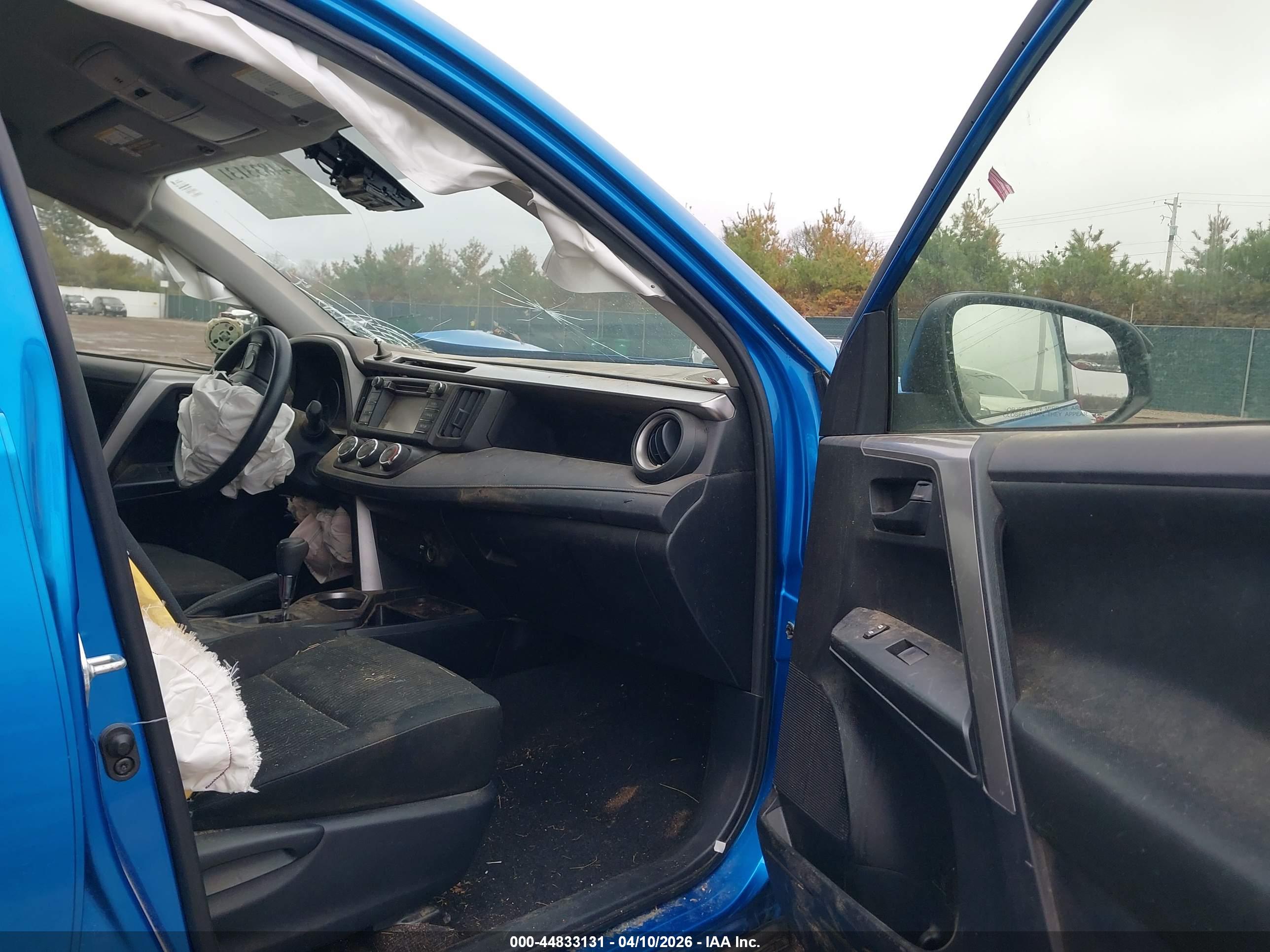 TOYOTA RAV4 image 5