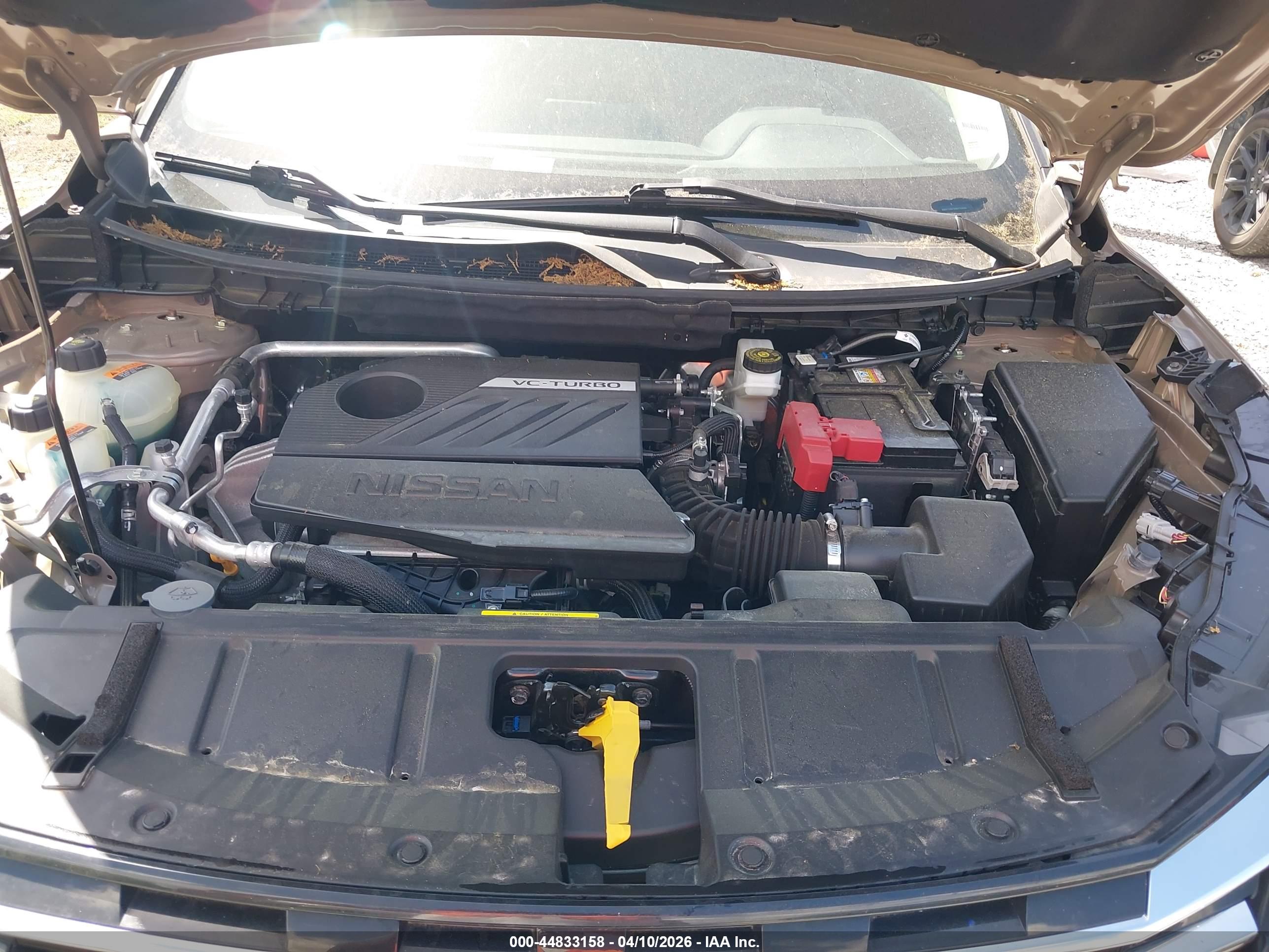 NISSAN ROGUE image 10