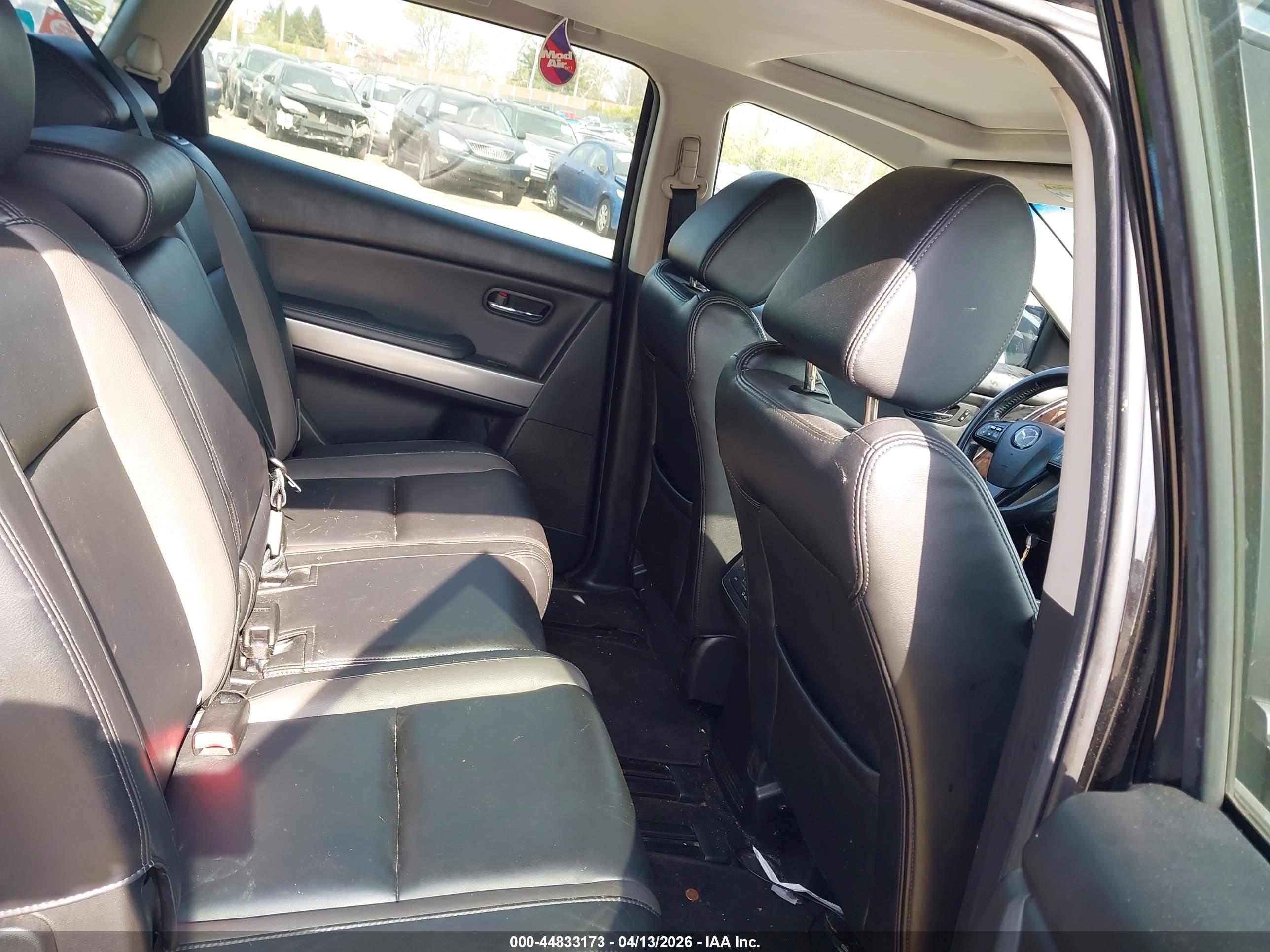 MAZDA CX-9 image 8