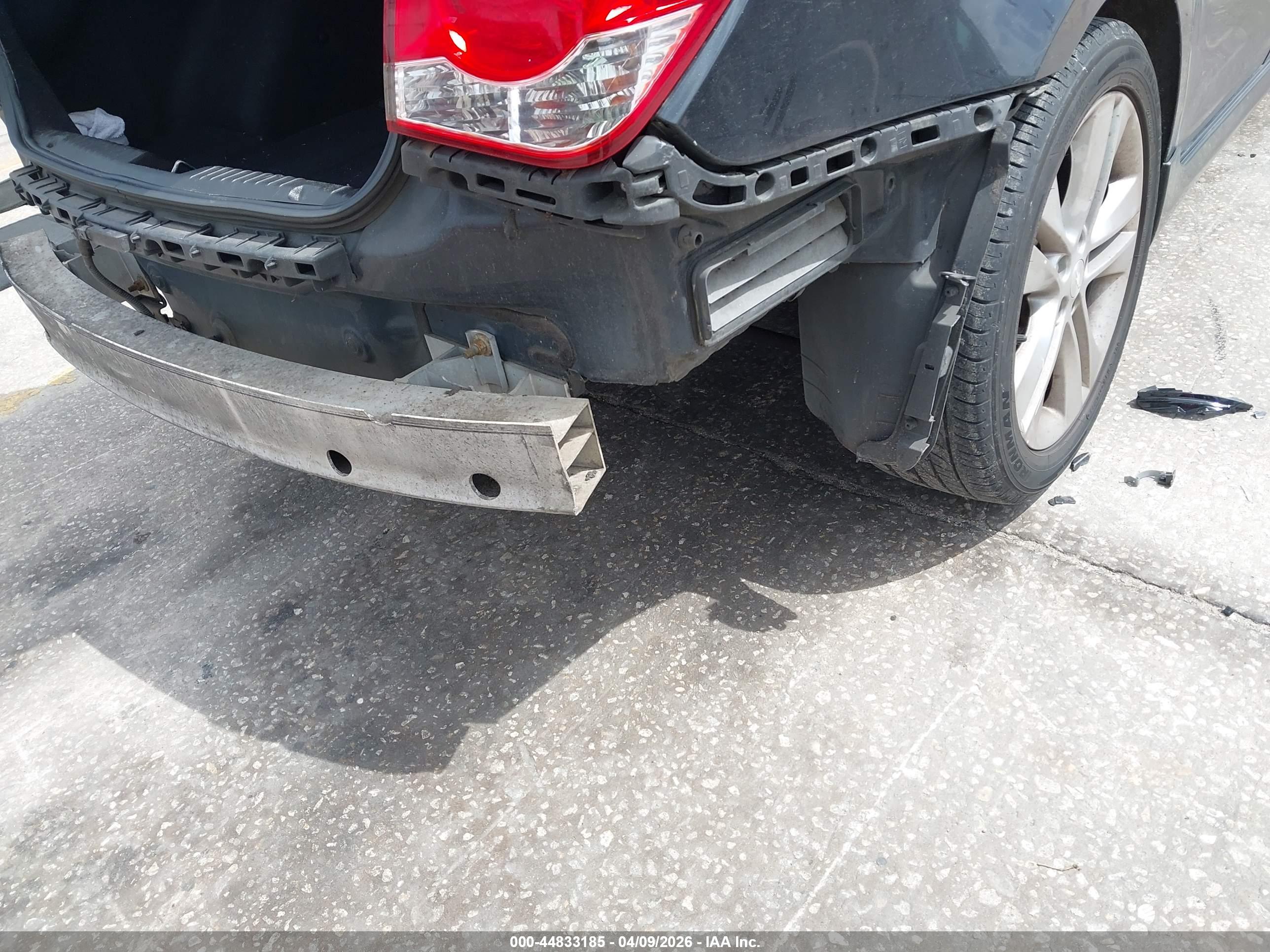 CHEVROLET CRUZE image 6