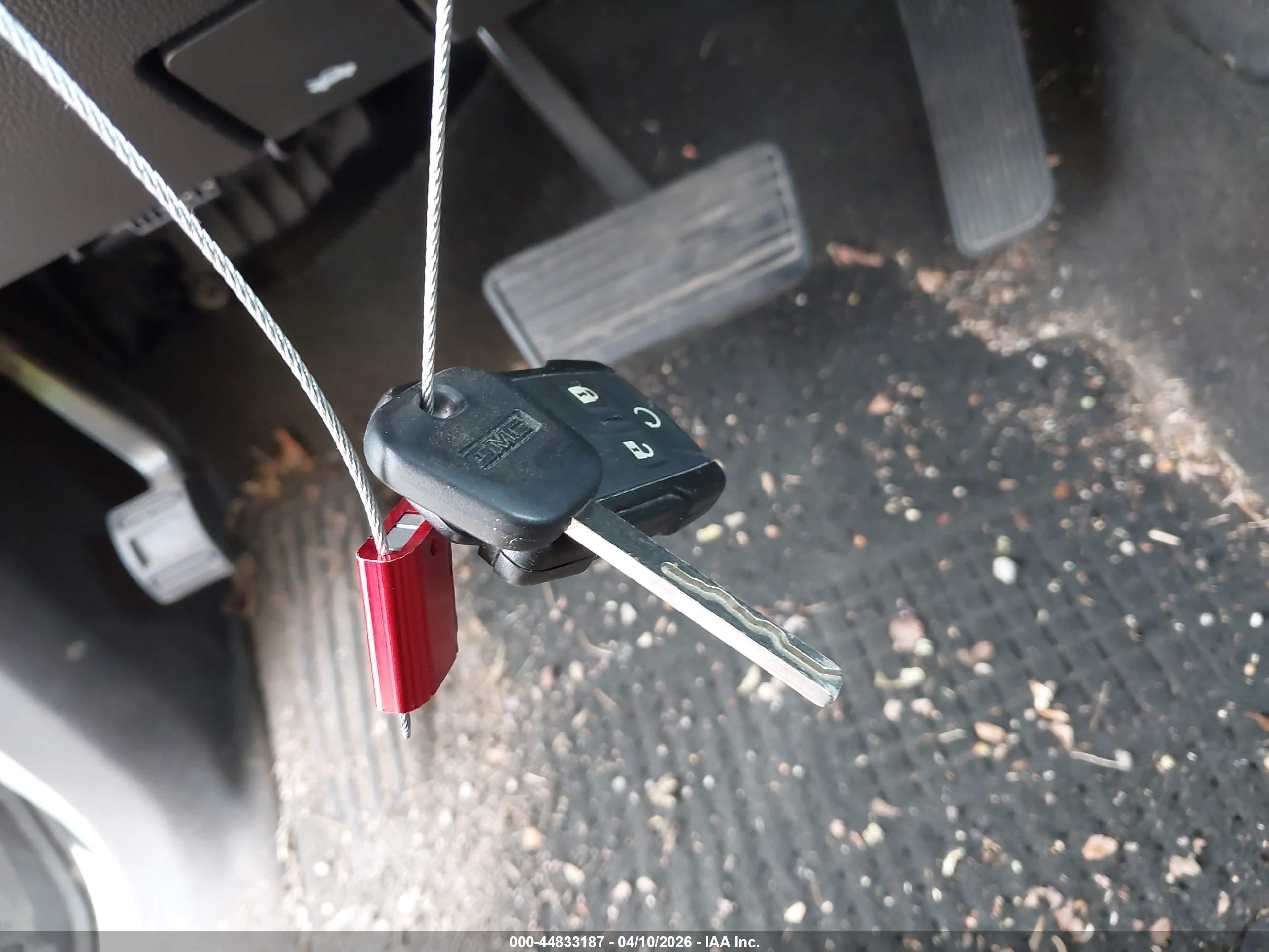 GMC SIERRA image 11