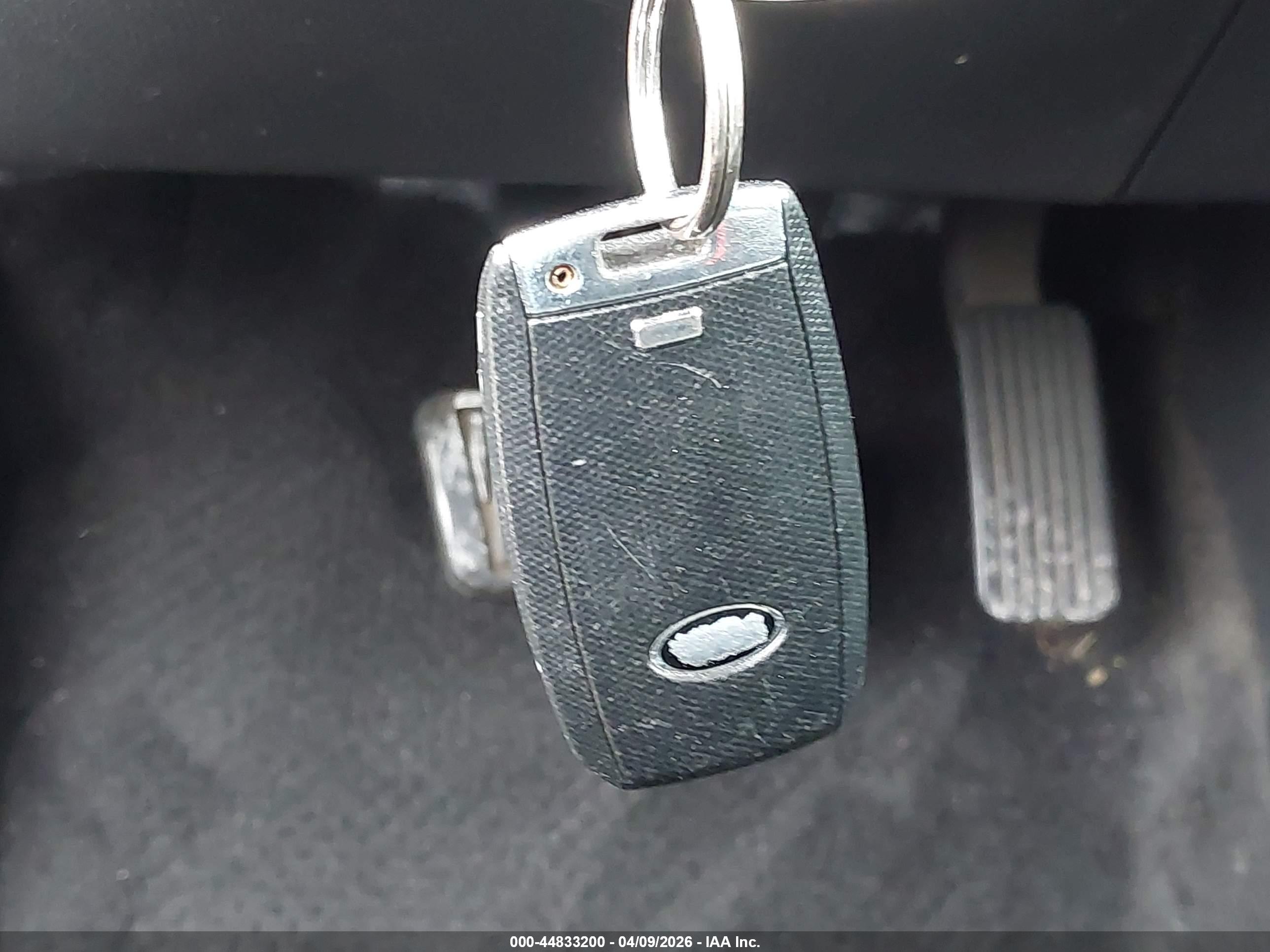 KIA NIRO image 11