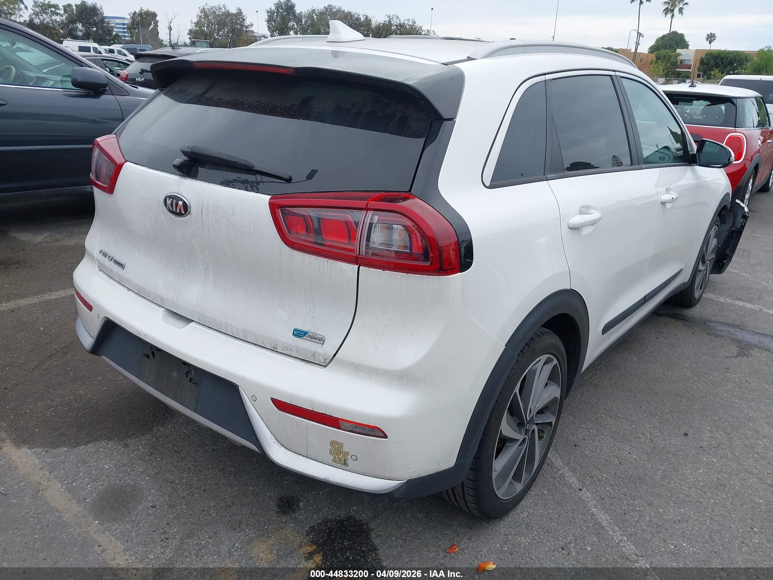 KIA NIRO image 4