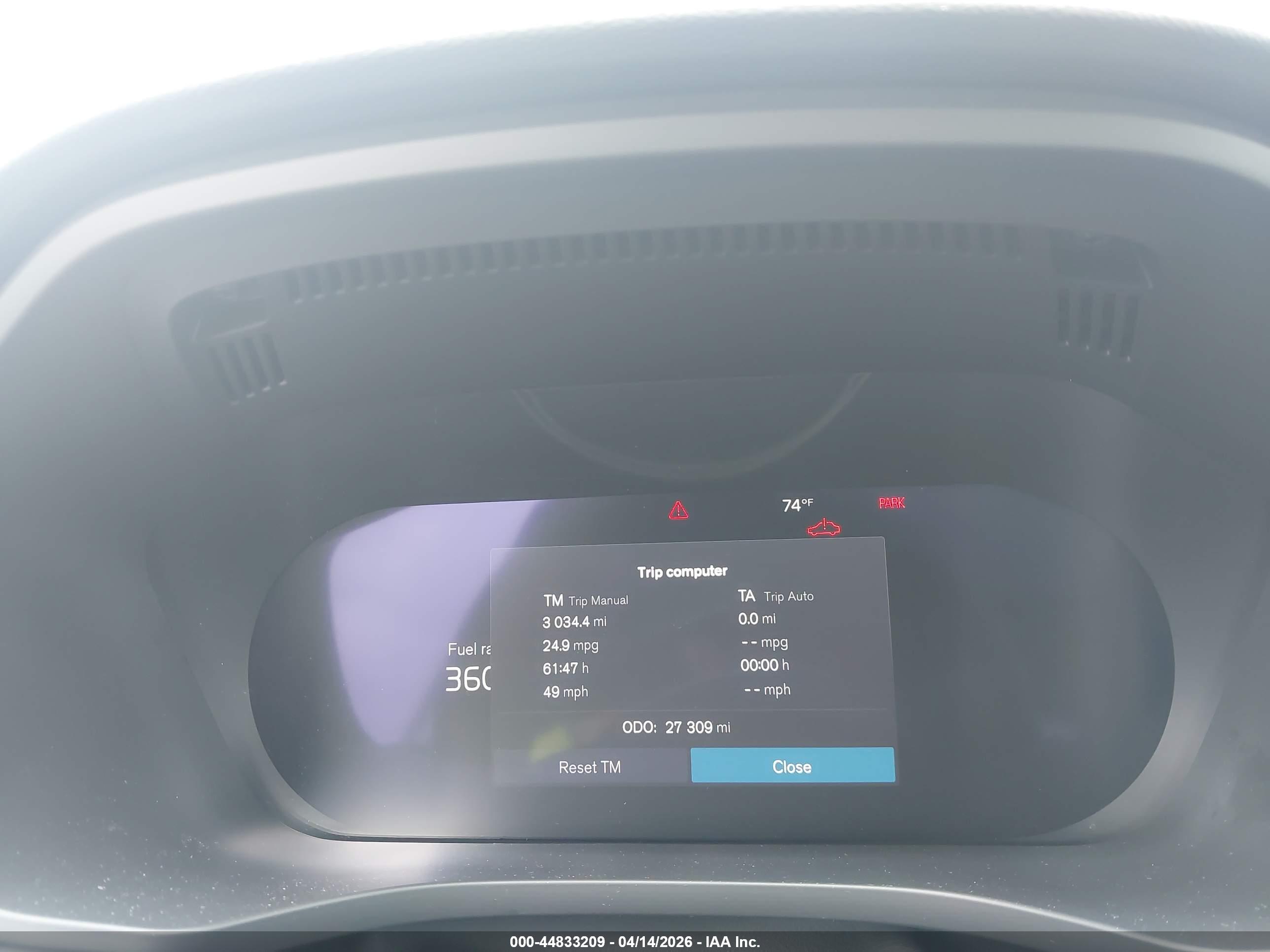 VOLVO XC60 image 7