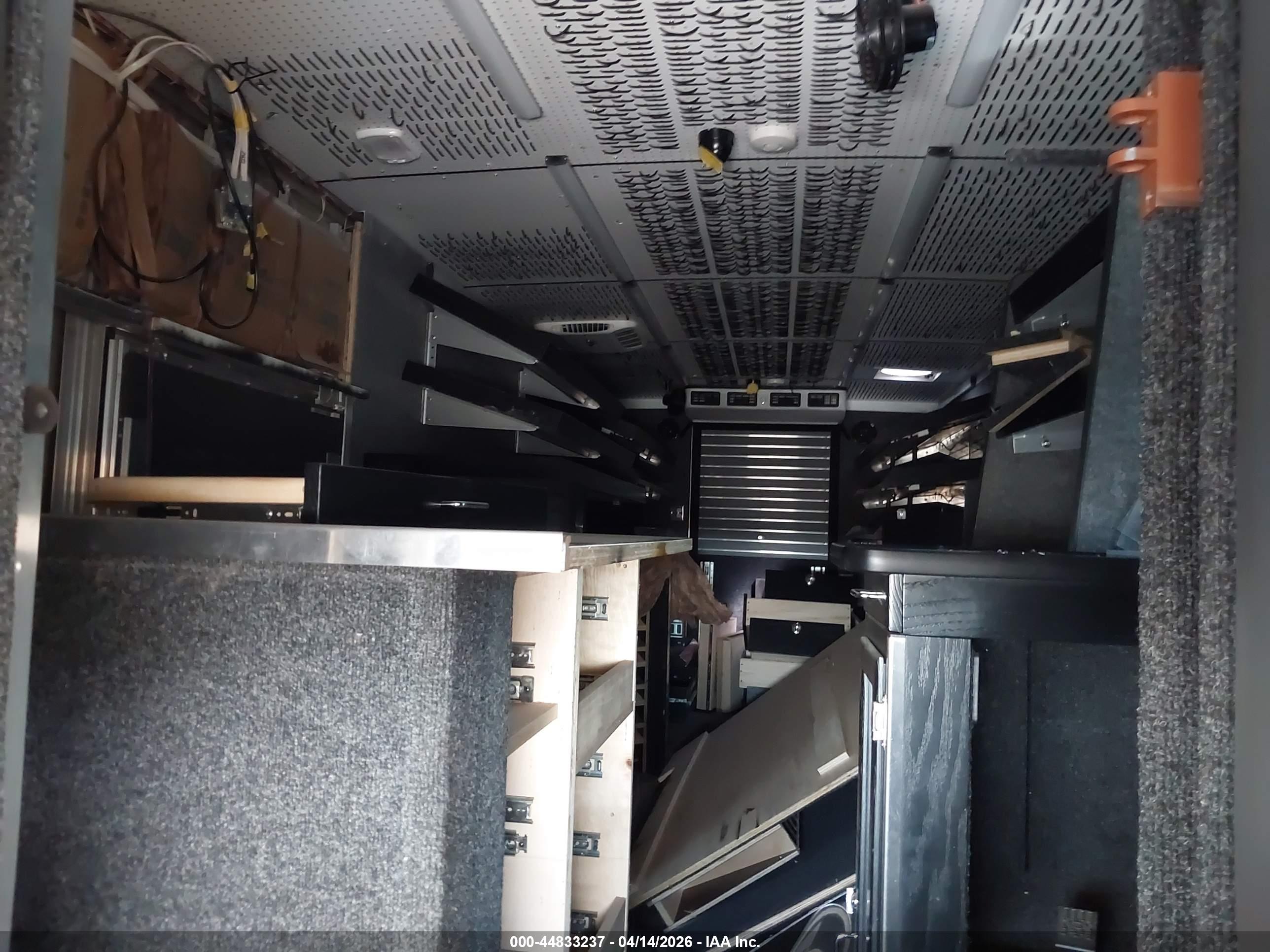 KENWORTH T3 image 8