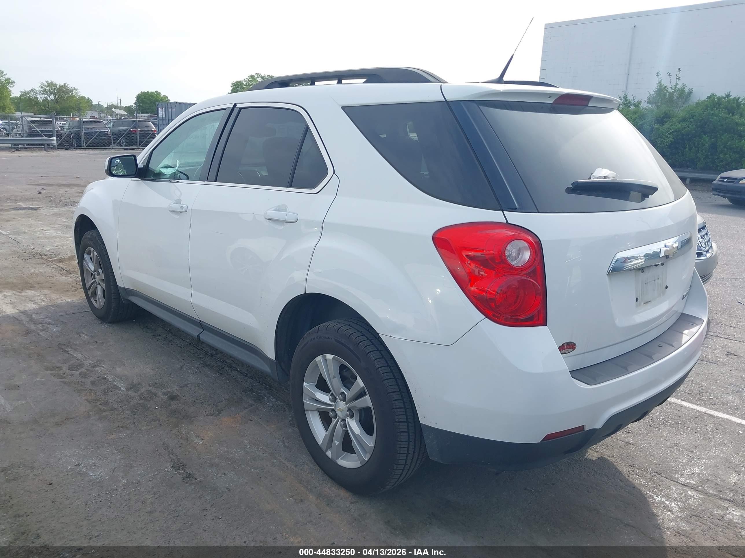 CHEVROLET EQUINOX image 3