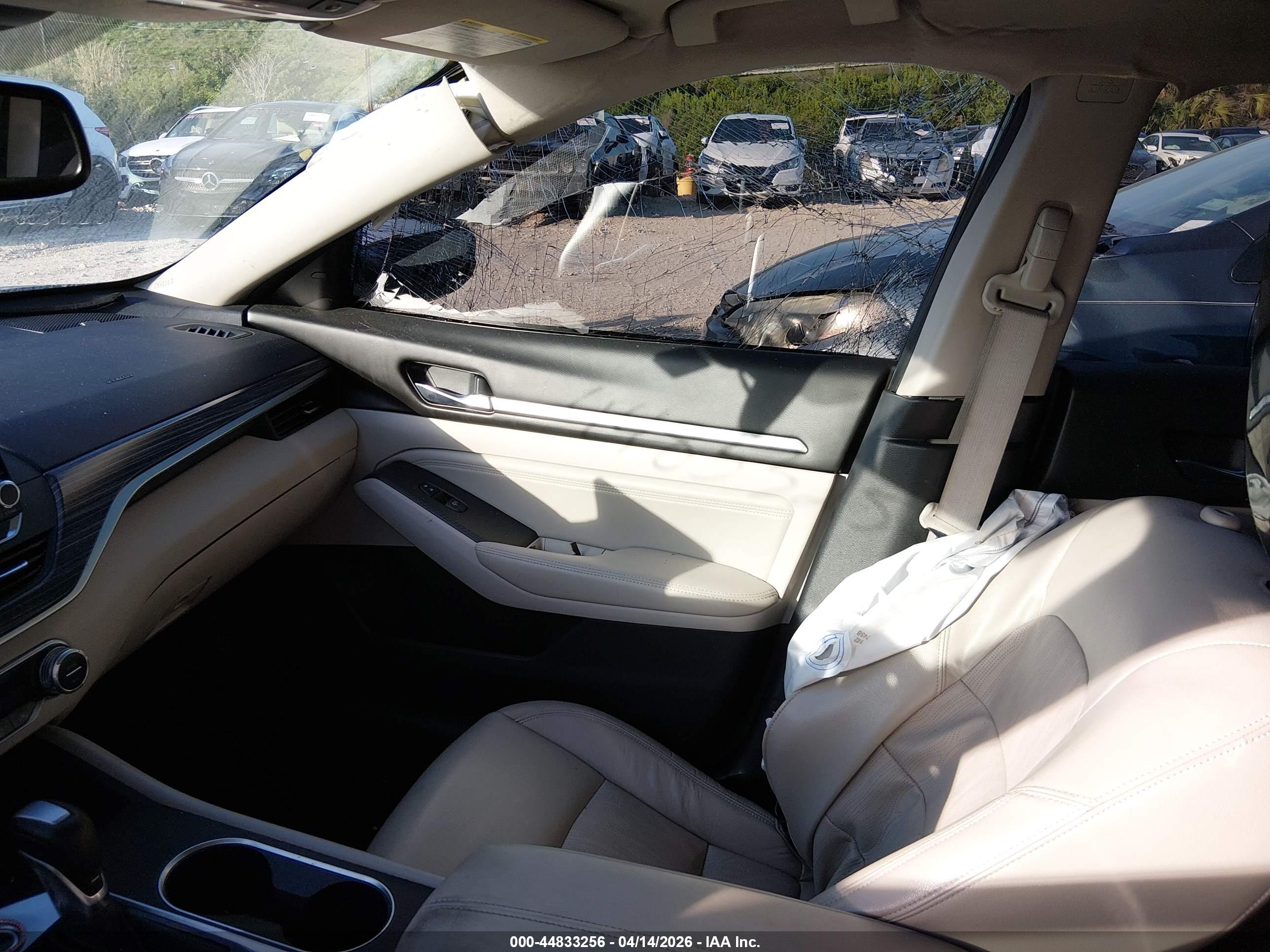 NISSAN ALTIMA image 5