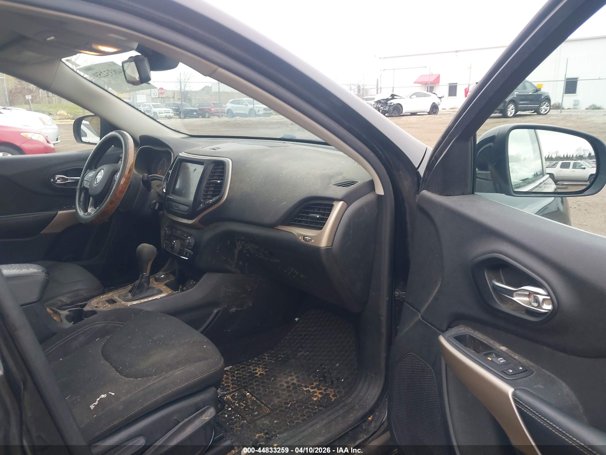 JEEP CHEROKEE image 5