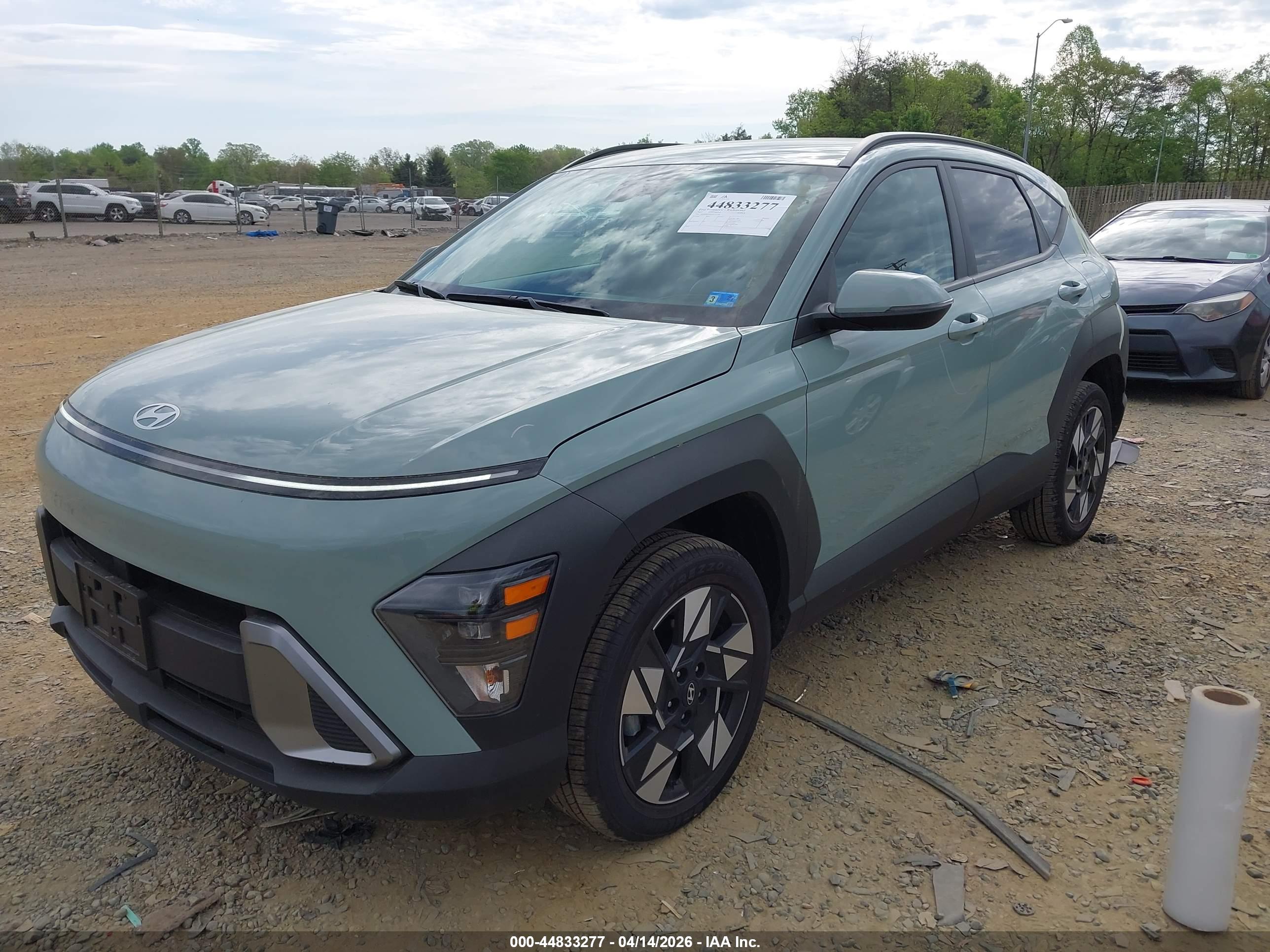 HYUNDAI KONA image 2