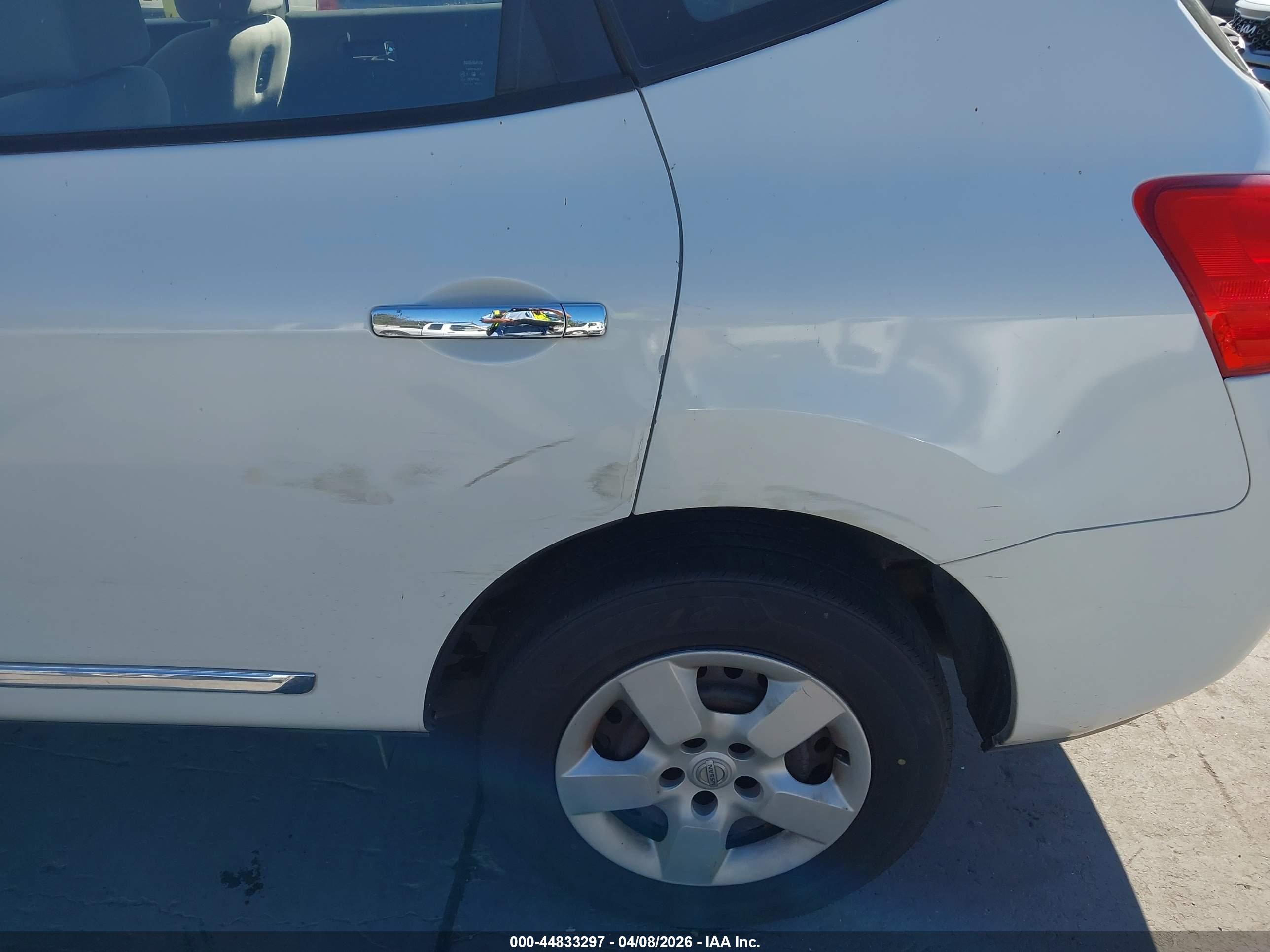 NISSAN ROGUE image 6