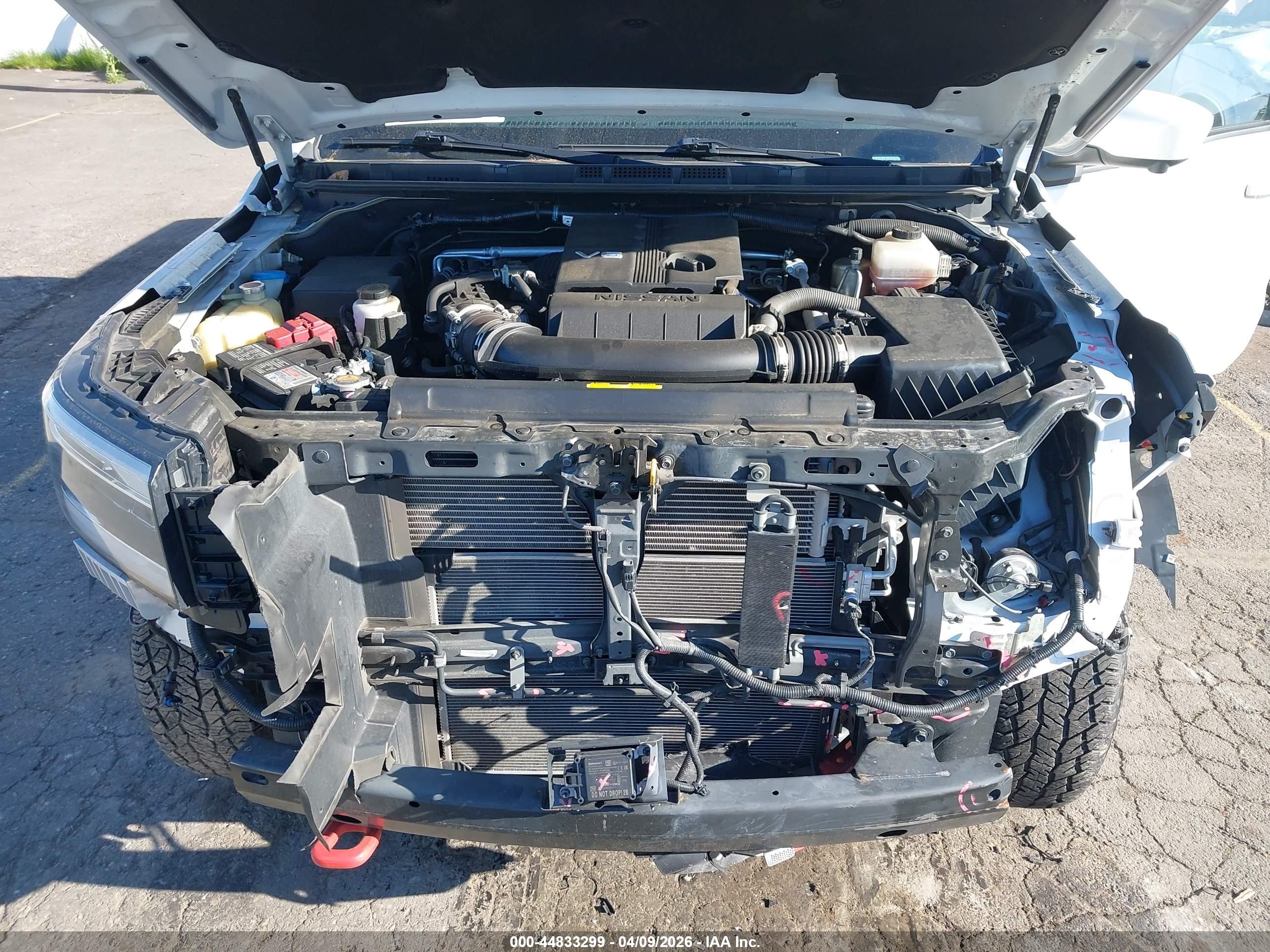 NISSAN FRONTIER image 10