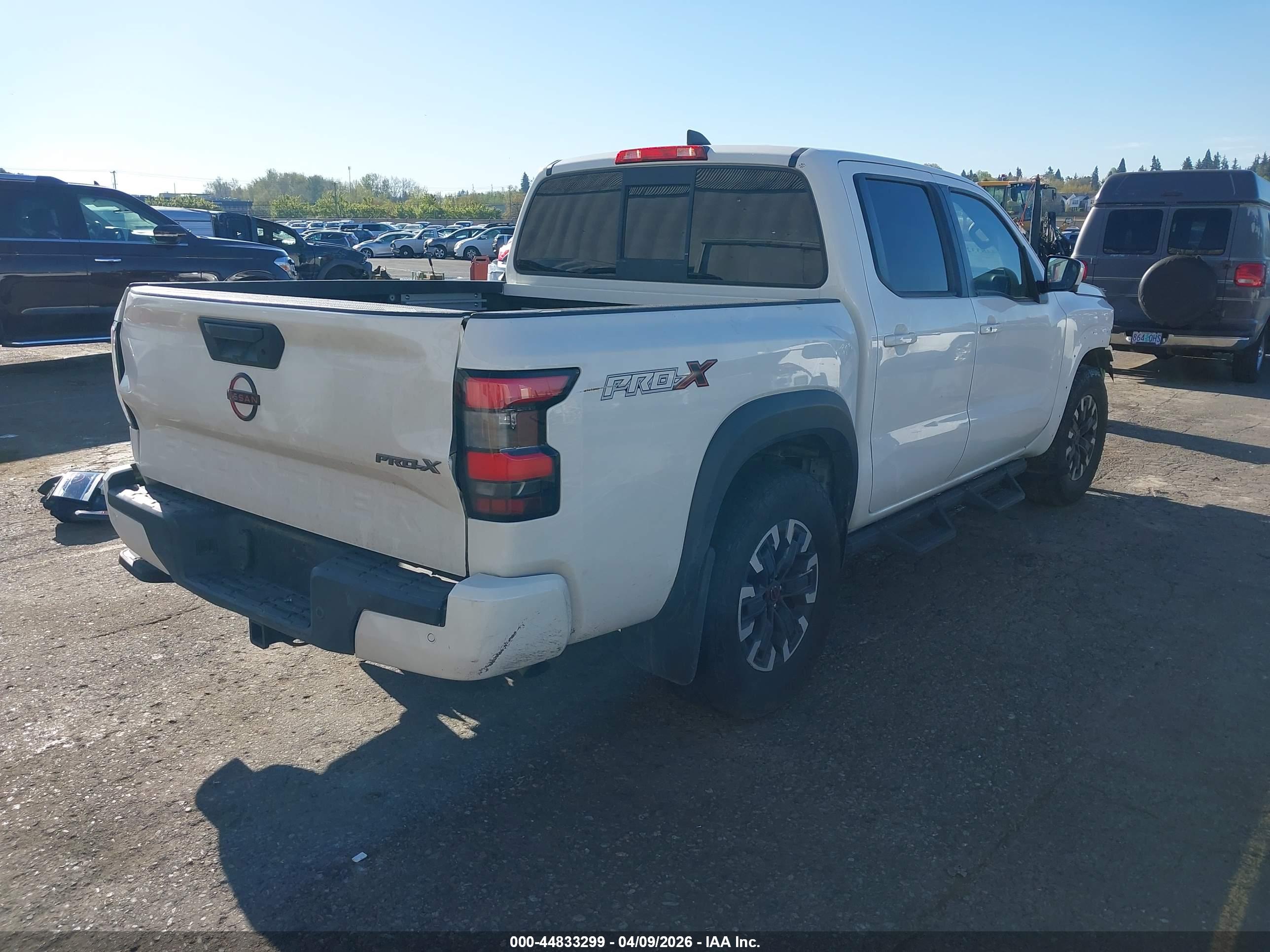NISSAN FRONTIER image 4