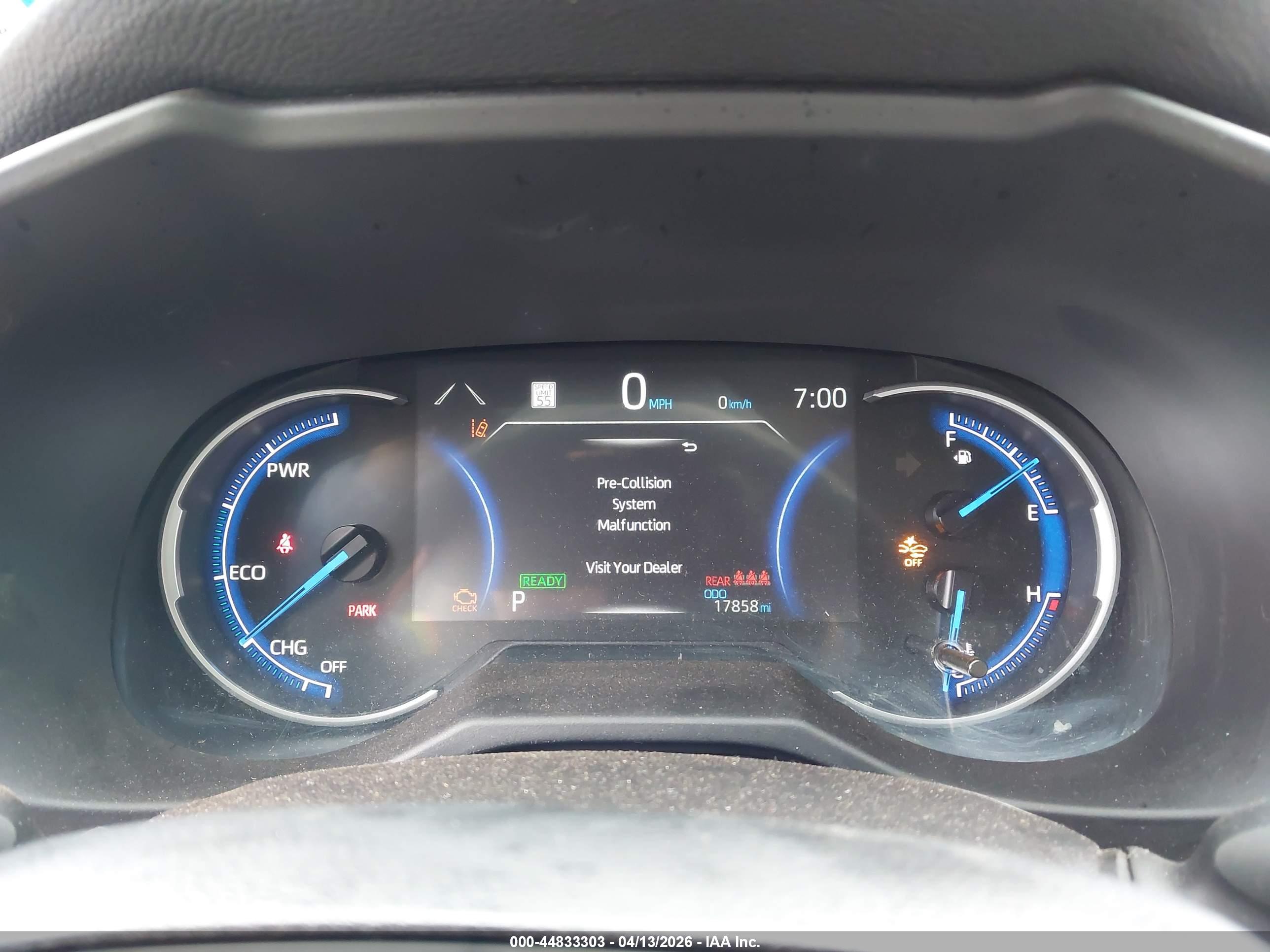 TOYOTA RAV4 image 7