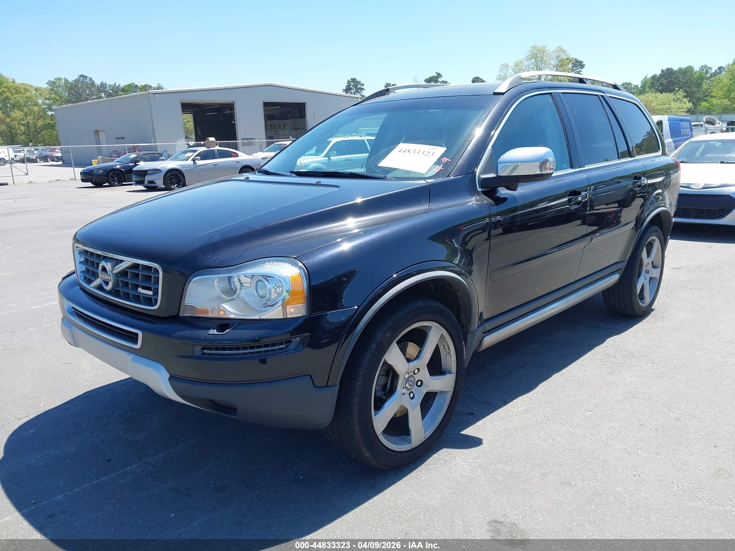 VOLVO XC90 image 2
